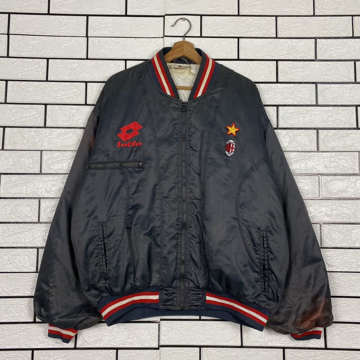 Lotto Sport 🔥SUN FADED STYLE VINTAE SATIN BOMBER JACKET LOTTO AC MILAN Size US L / EU 52-54 / 3 - 1 Thumbnail