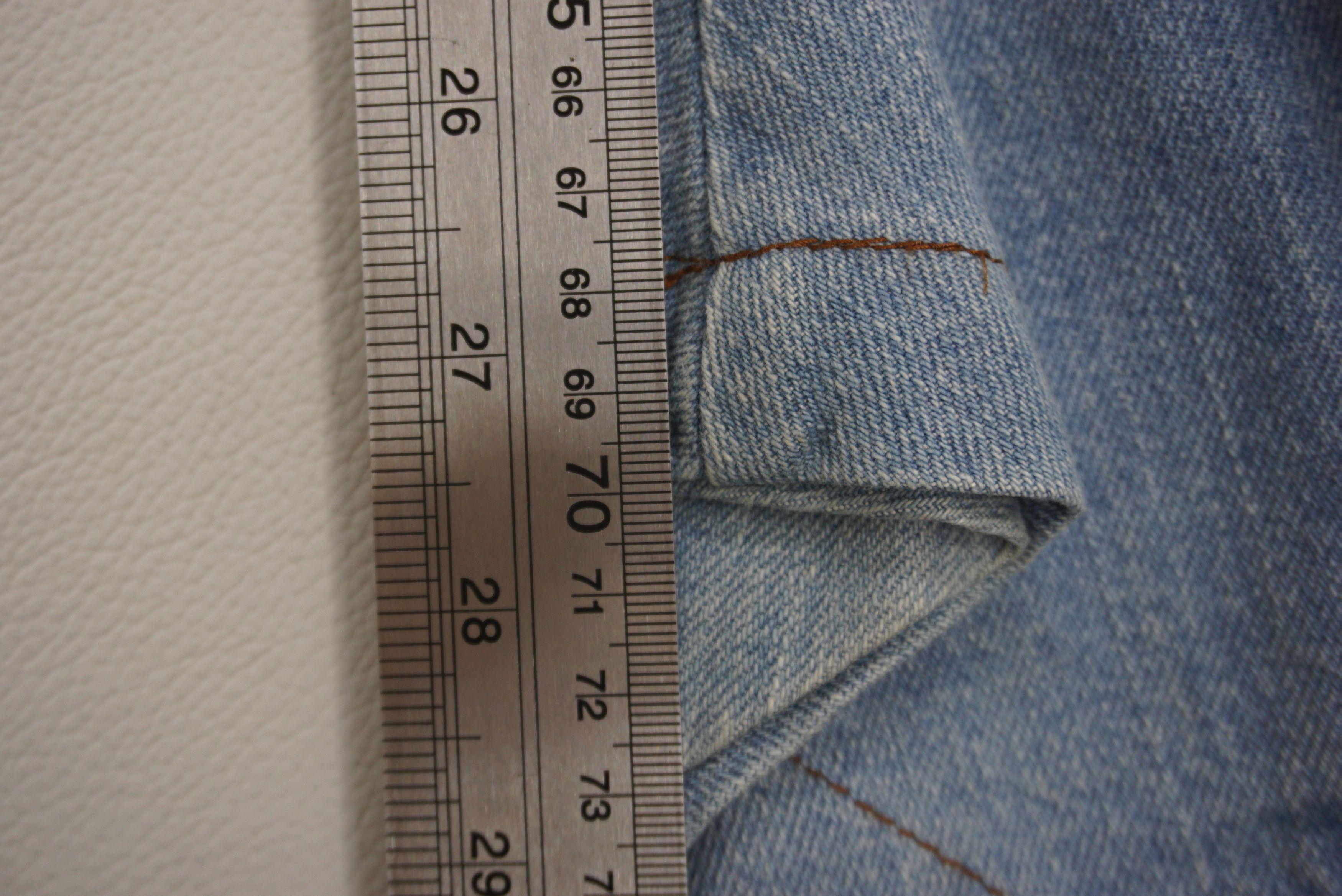 Gotcha Distressed Jeans fit W33xL27.5 Gotcha Low Rise Cropped Denim Size US 31 - 8 Thumbnail