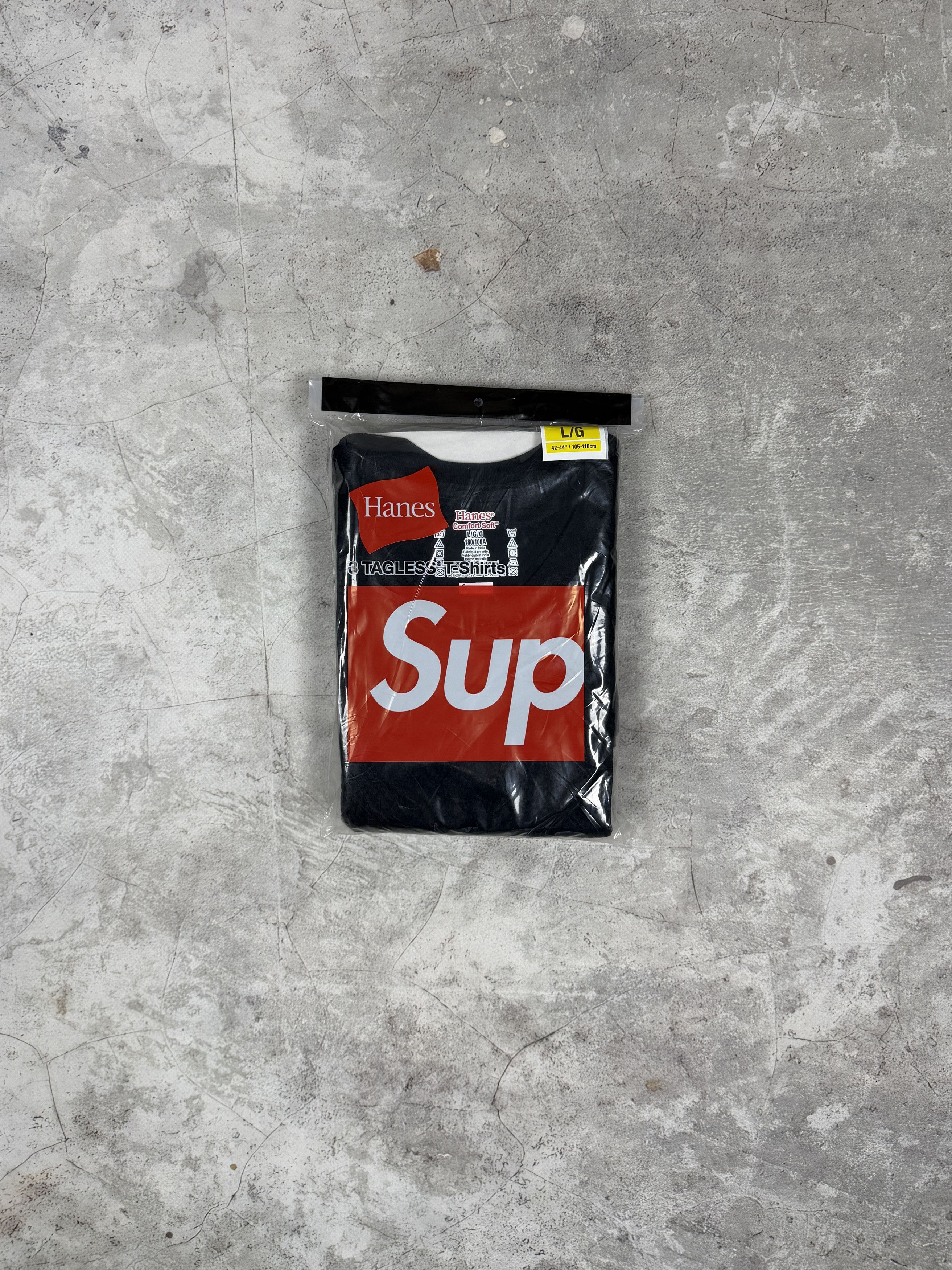 Supreme Supreme Hanes Tagless Size US L / EU 52-54 / 3 - 1 Thumbnail