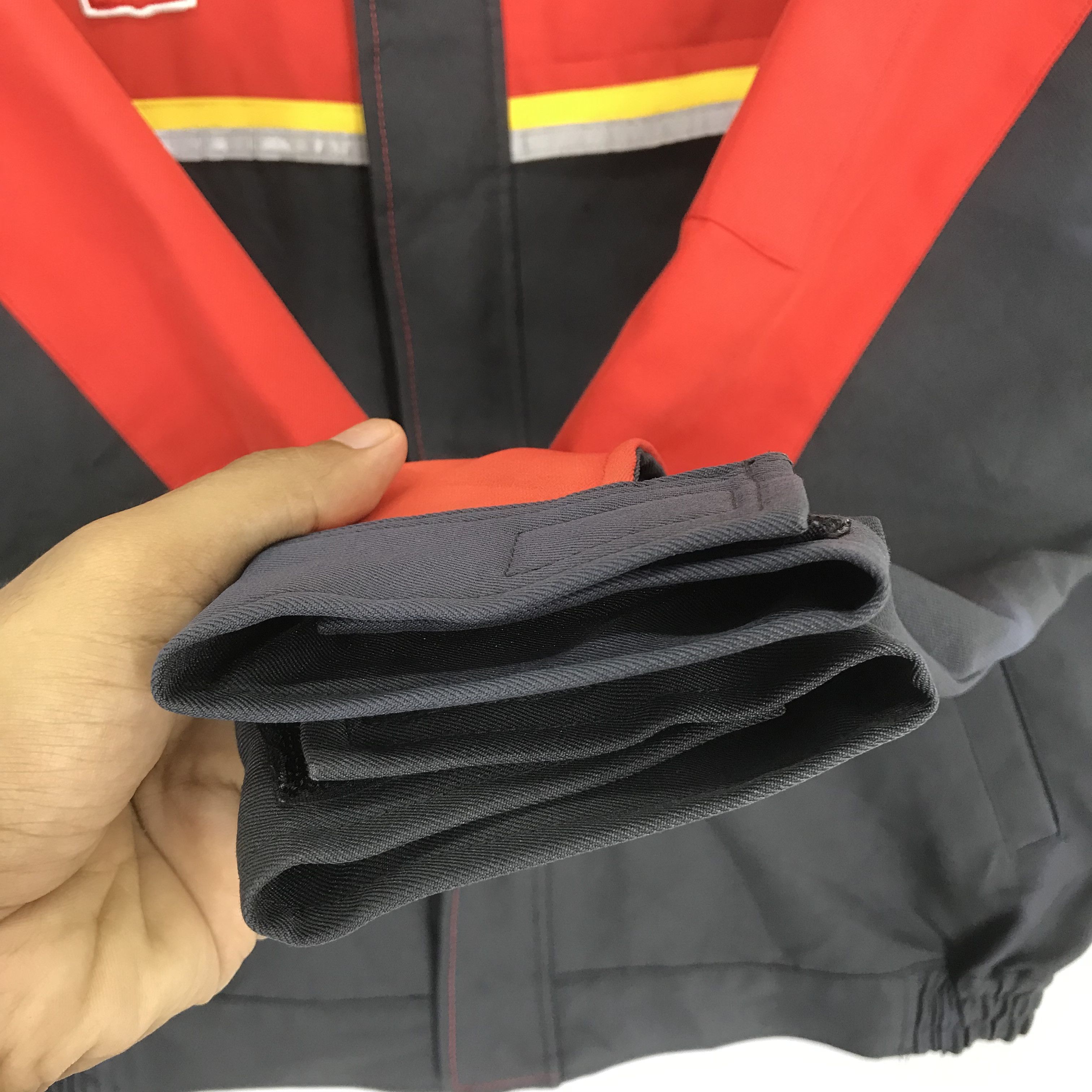 Ferrari Vintage Shell Uniform Ferarri Service Wear Racing Jacket Size US L / EU 52-54 / 3 - 7 Thumbnail