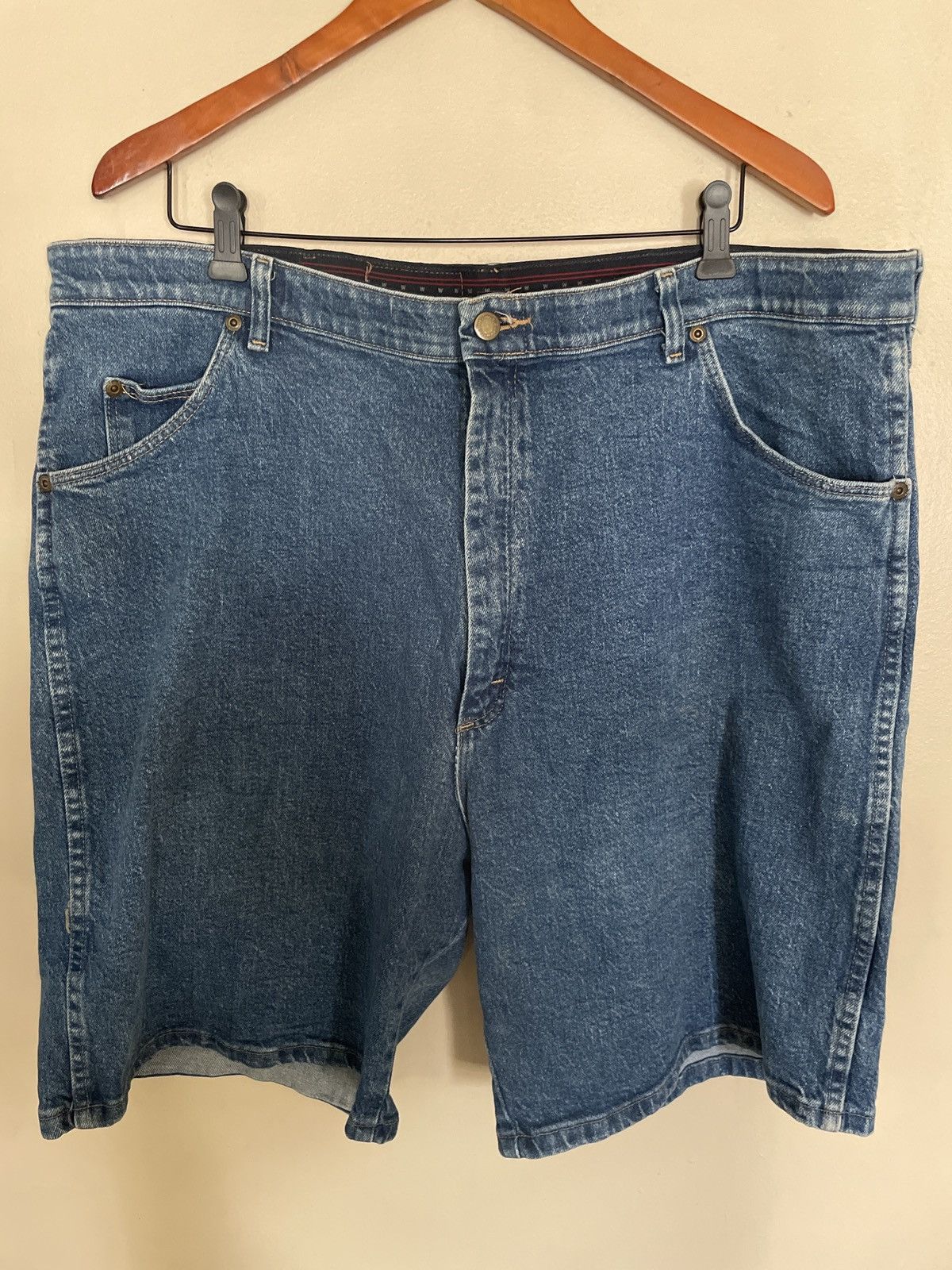 Designer × Vintage × Wrangler Wrangler Denim Blue Jean Shorts Jorts Waist 42X8” vintage 🔥 Size US 42 / EU 58 - 1 Thumbnail