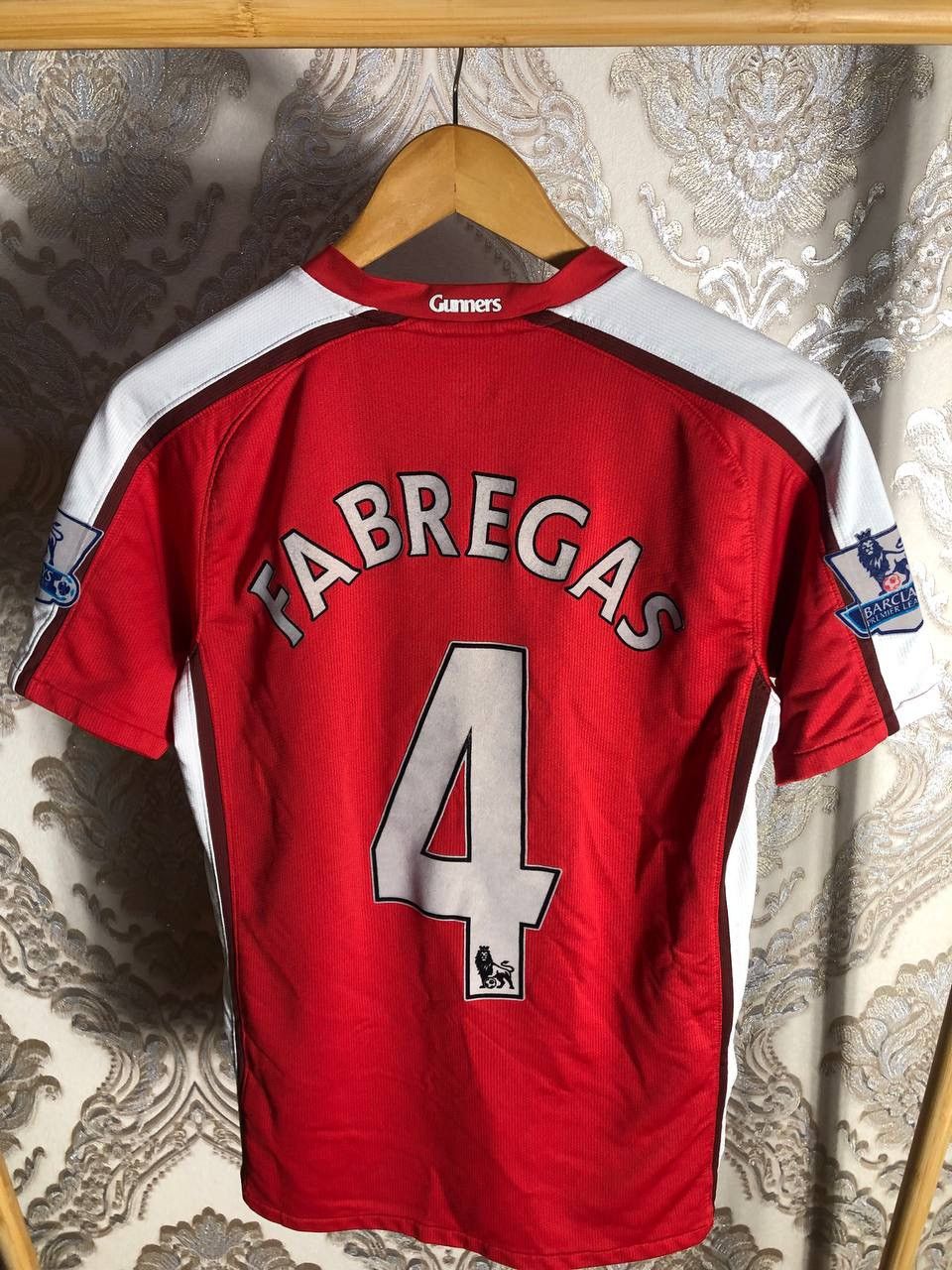 Nike VINTAGE NIKE FC ARSENAL LONDON ENGLAND SOCCER JERSEY RETRO Size US S / EU 44-46 / 1 - 9 Thumbnail