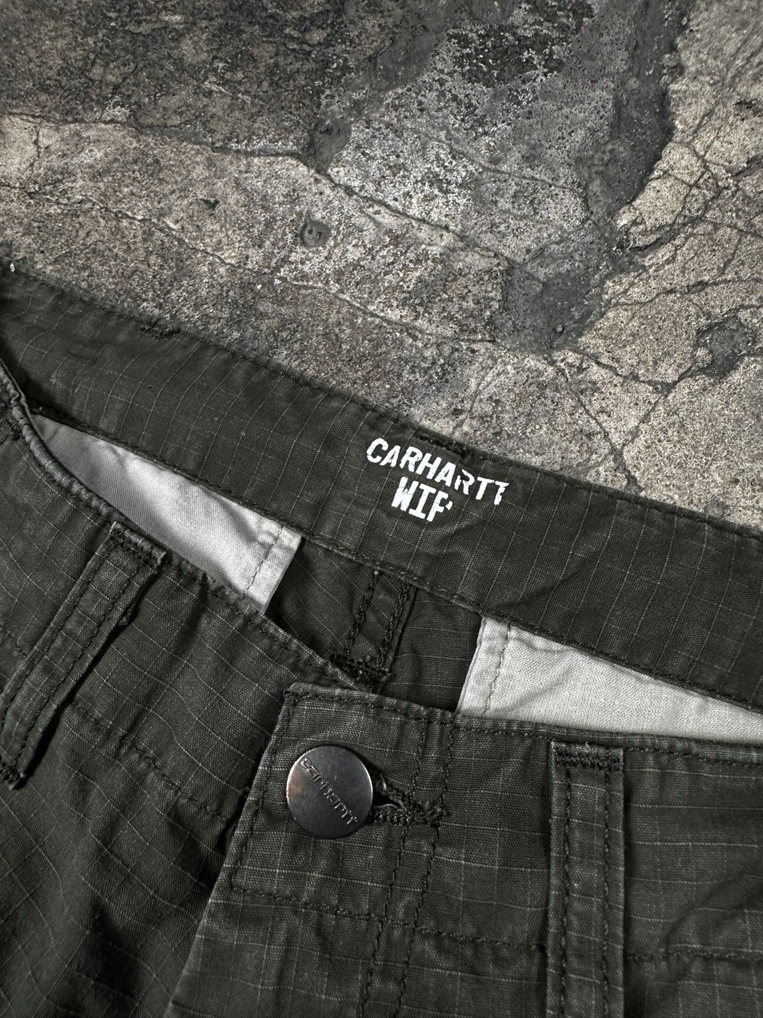 Carhartt Vintage Carhartt Cargo Oversized Workwear Pants Size US 26 / EU 42 - 7 Thumbnail