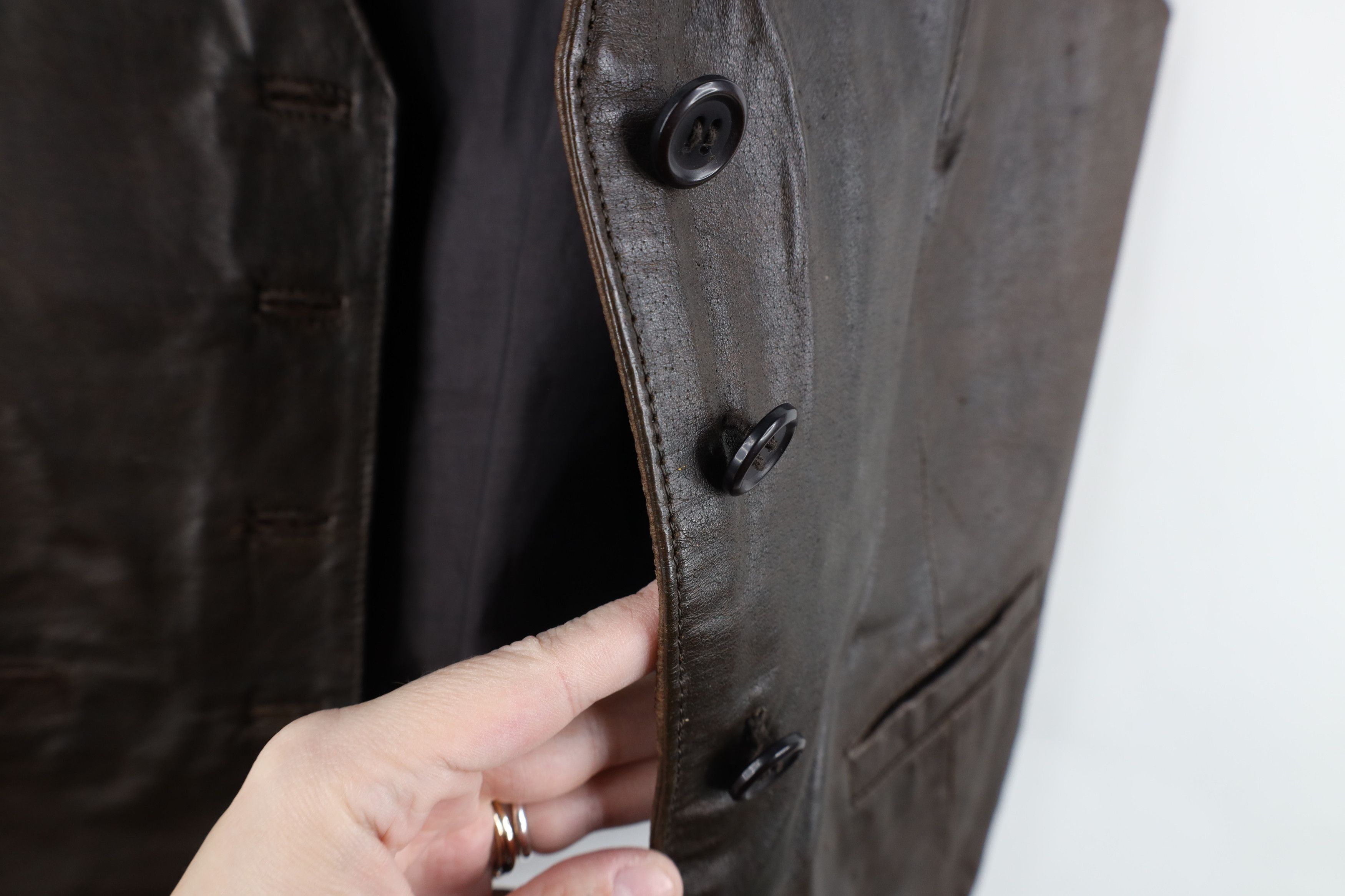 Vintage Vintage 90s Streetwear Buckle Back Leather Vest Jacket Brown Size XL / US 12-14 / IT 48-50 - 9 Thumbnail