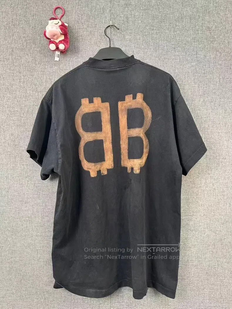 Balenciaga Balenciaga Distressed Short Sleeve Size US S / EU 44-46 / 1 - 2 Thumbnail