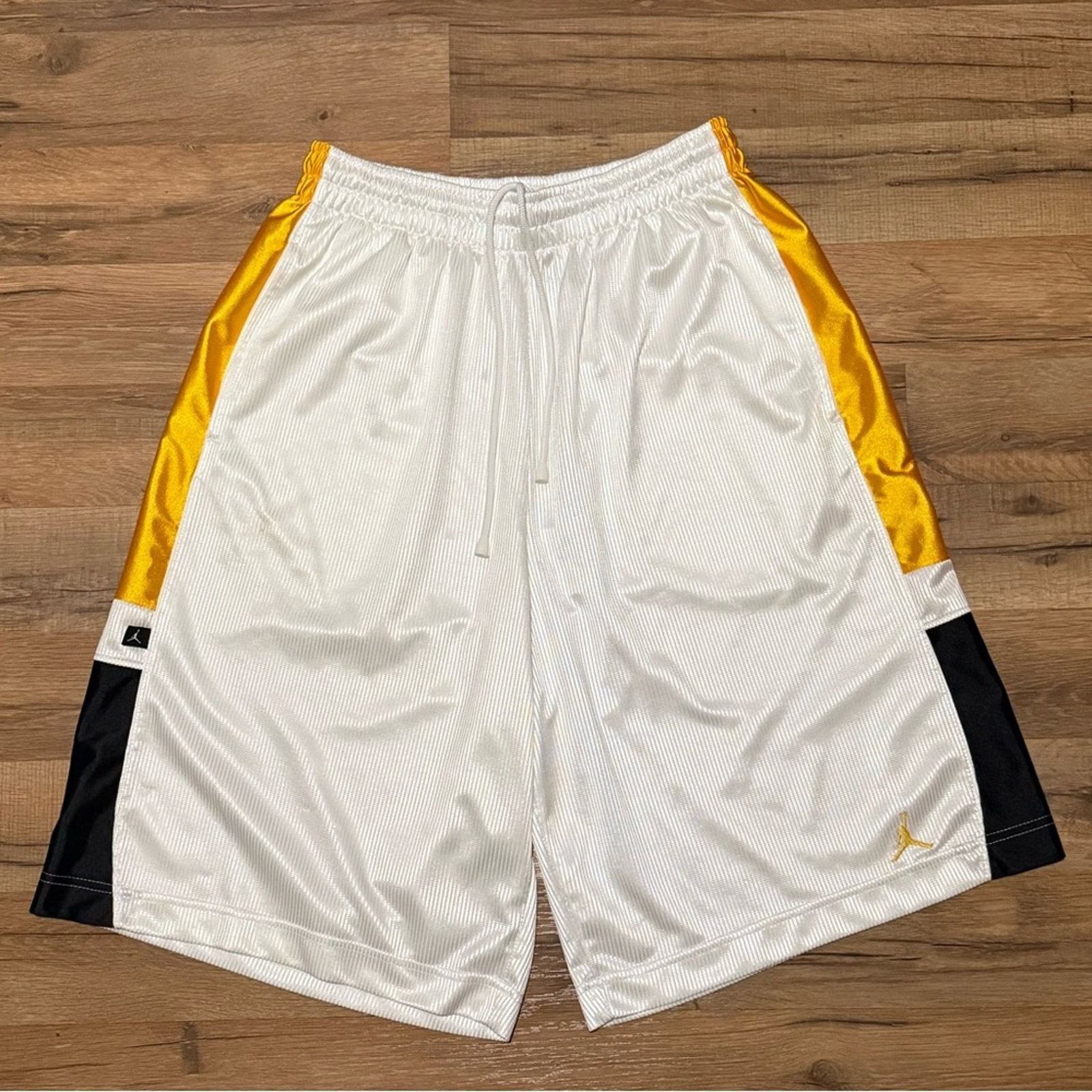 Jordan Brand Y2K Air Jordan Silky Dazzle Shorts Size US 28 / EU 44 - 1 Thumbnail
