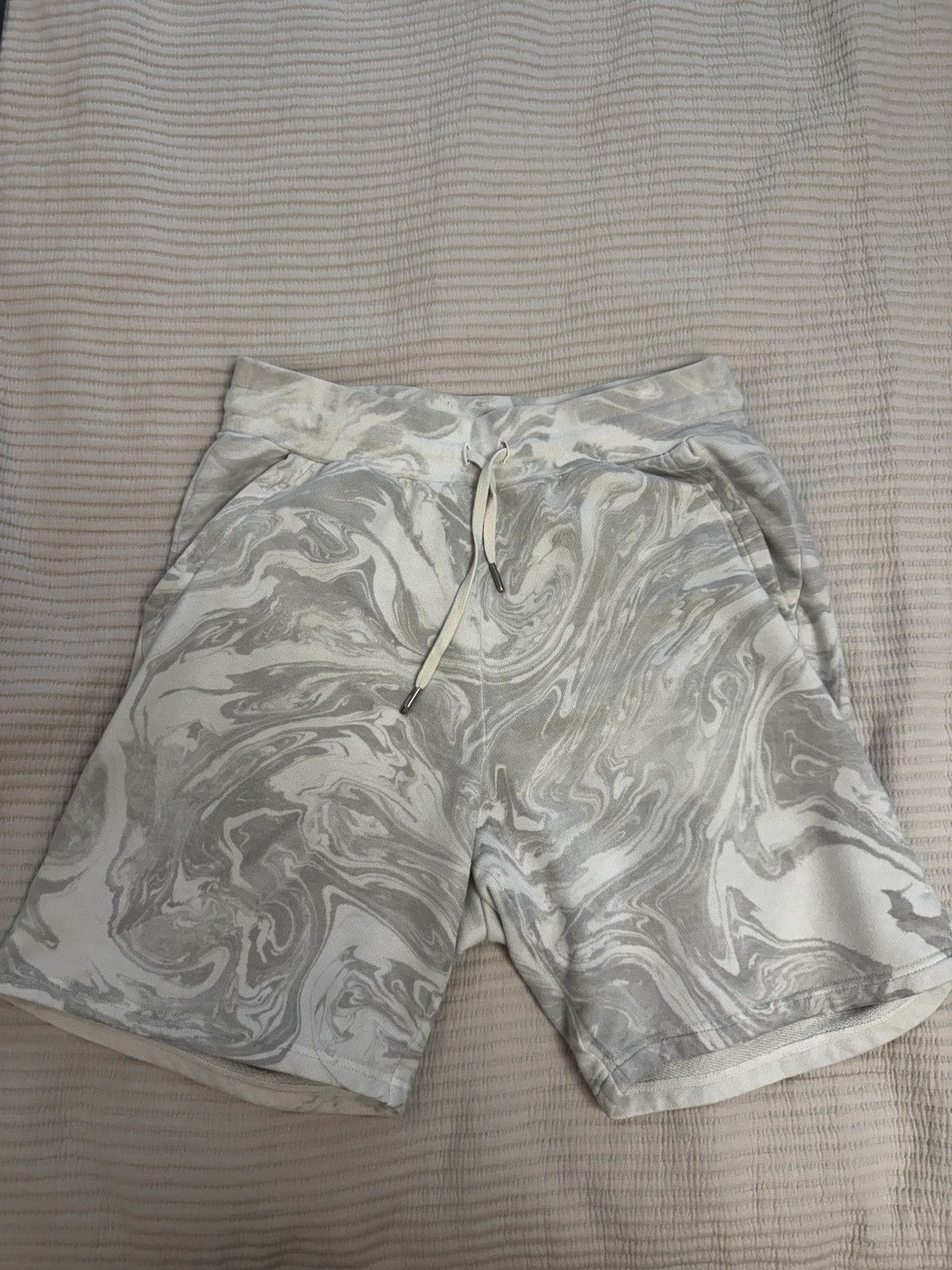 John Elliott John Elliot Shorts Size US 30 / EU 46 - 1 Thumbnail