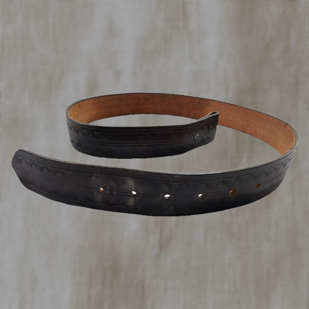 Vintage VINTAGE Bamco leather western belt embossed Men’s size 36 brown belt Western Bamco men’s leather belt embossed 36 brown western belt Mens Size 36 - 1 Thumbnail