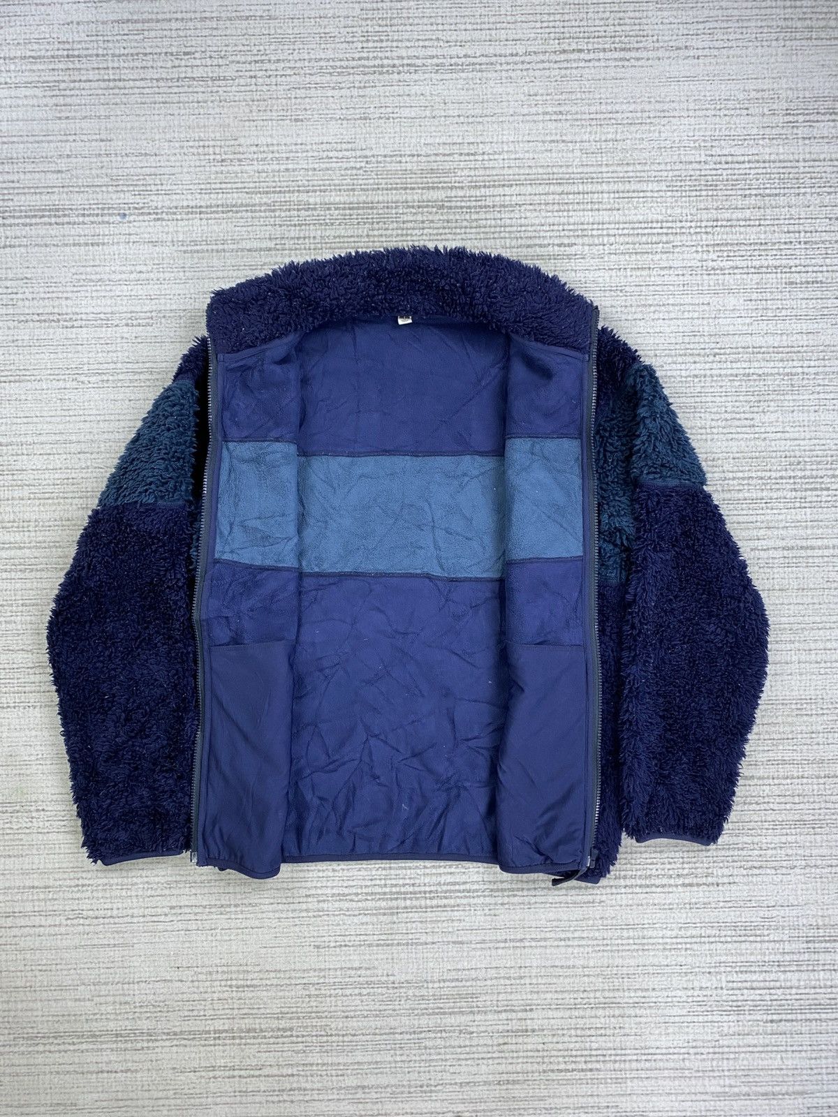 Japanese Brand × Uniqlo × Vintage Vintage Uniqlo Two Tone Sherpa Zipper Jacket Size US M / EU 48-50 / 2 - 6 Thumbnail