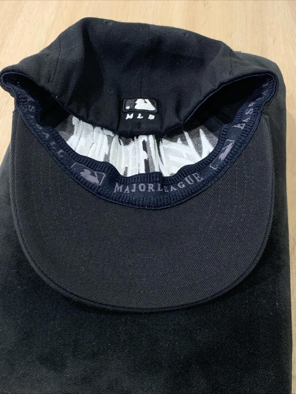 Other Vintage 1990s New York Yankees MLB Black Flex Fit Hat Size ONE SIZE - 9 Thumbnail
