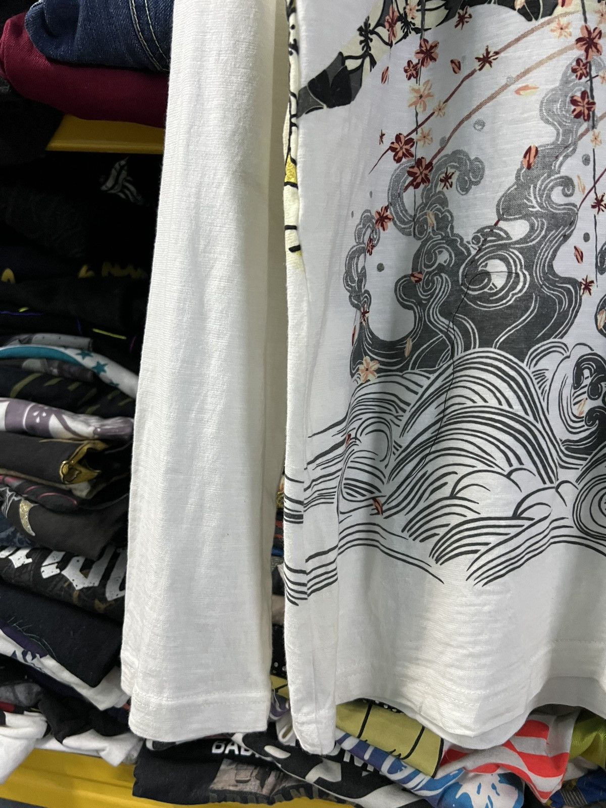 If Six Was Nine × Japanese Brand VINTAGE SUKAJAN KOI FISH LONG SLEEVE Size US M / EU 48-50 / 2 - 3 Thumbnail
