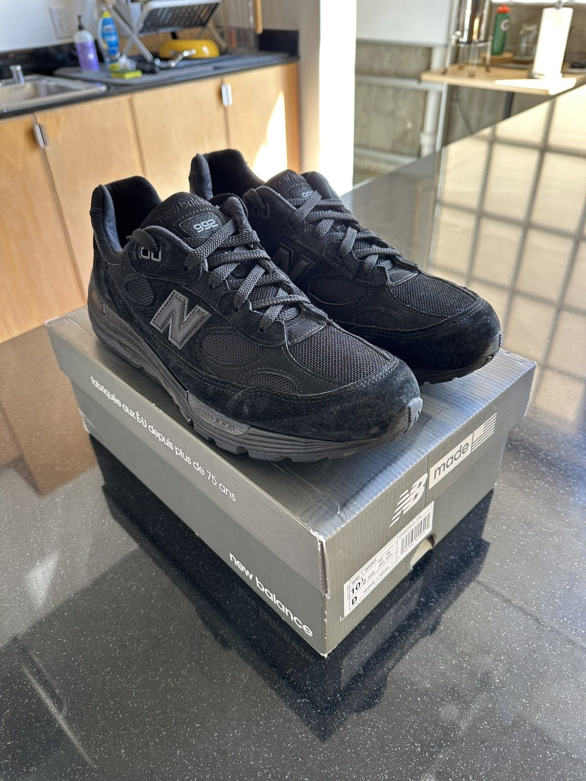 New Balance 992 Triple Black - Low Top Sneakers