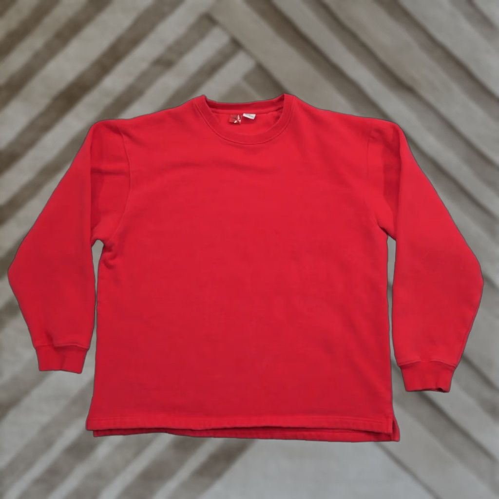 Marlboro VINTAGE Marlboro Sweatshirt Mens Pullover Crew Neck Adult Large Red 90s Winter Logo Fiber: Cotton, Polyester Size US L / EU 52-54 / 3 - 1 Thumbnail