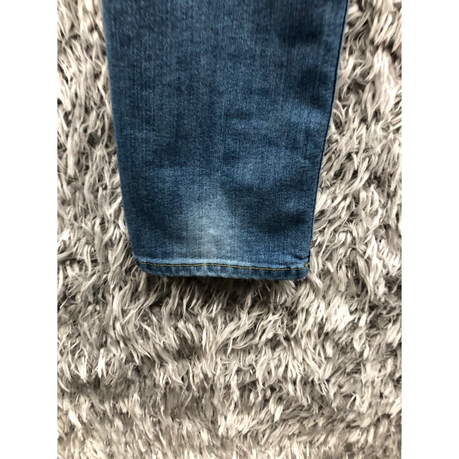 Gap Gap Jeans Regular Fit Size 4 Womens Blue Medium Wash Denim 5-Pocket Classic American 1969 Size 27" / US 4 / IT 40 - 7 Thumbnail