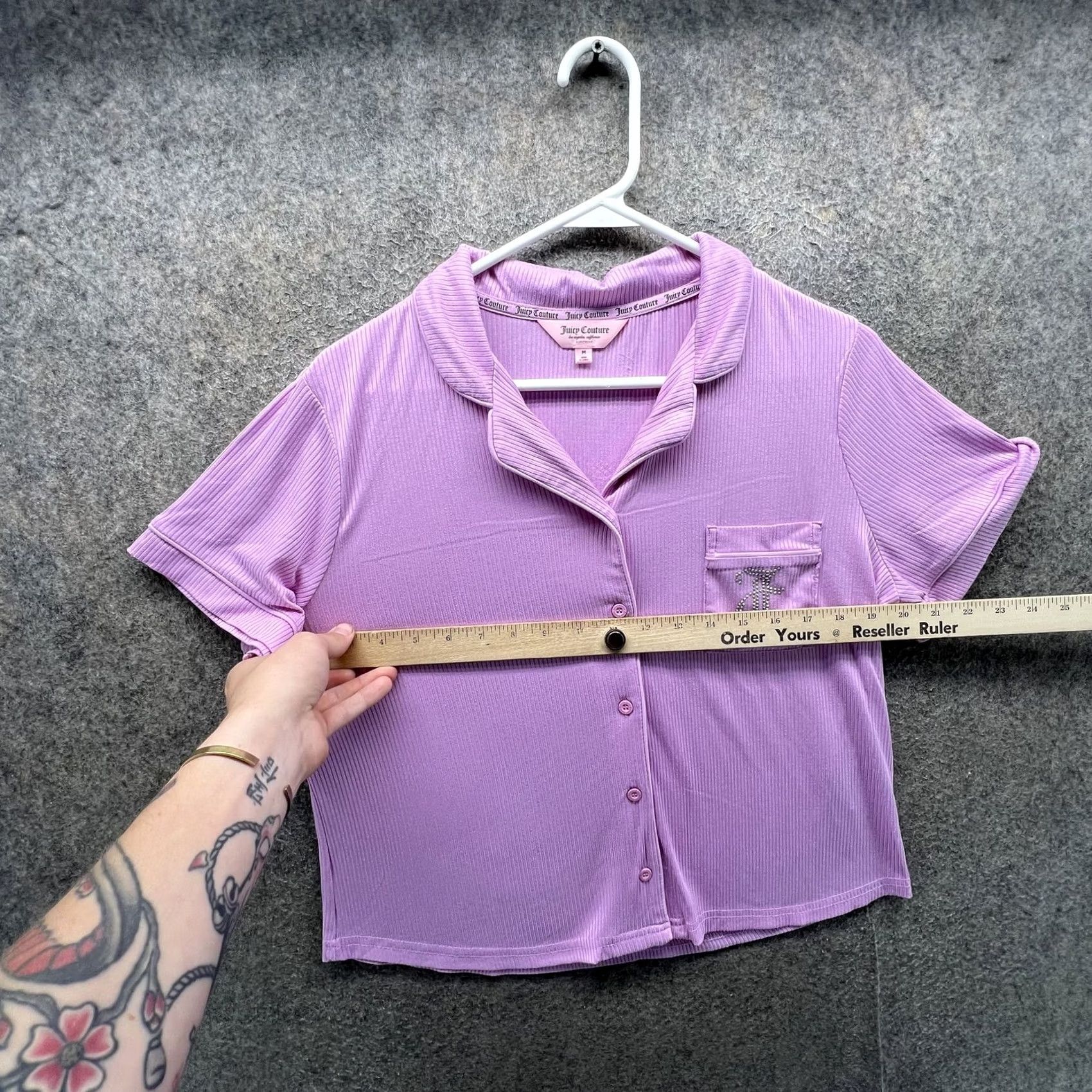 Juicy Couture Juicy Couture Pajama Top Womens Medium Purple Button Front Rhinestone Sleep Lounge Short Sleeve Collared Retro Jersey Knit Size M / US 6-8 / IT 42-44 - 3 Thumbnail