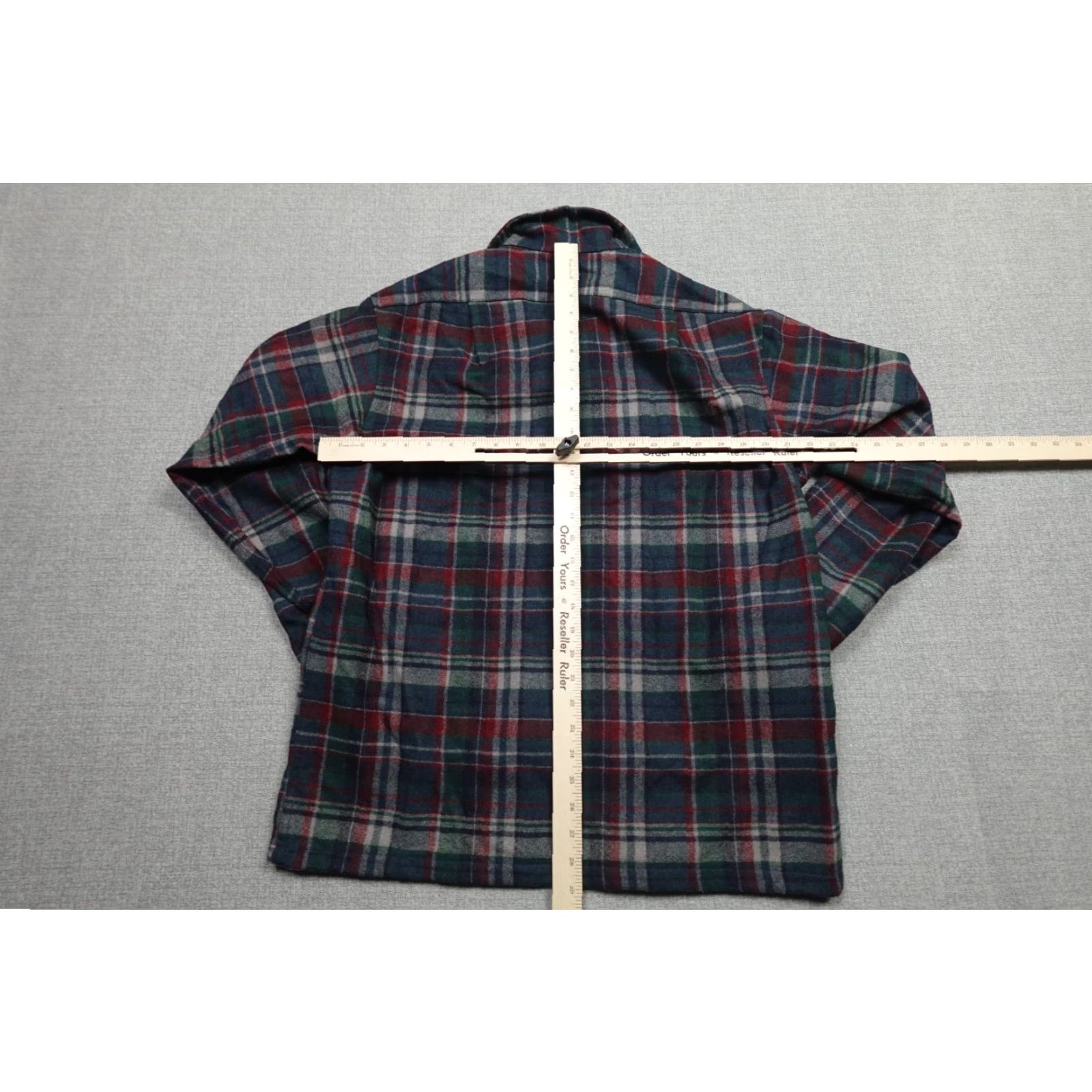 Pendleton VINTAGE Pendleton Button-Up Shirt Men Large Red Plaid Wool Board Collar 60s 90s USA Sportsman Size US L / EU 52-54 / 3 - 6 Thumbnail