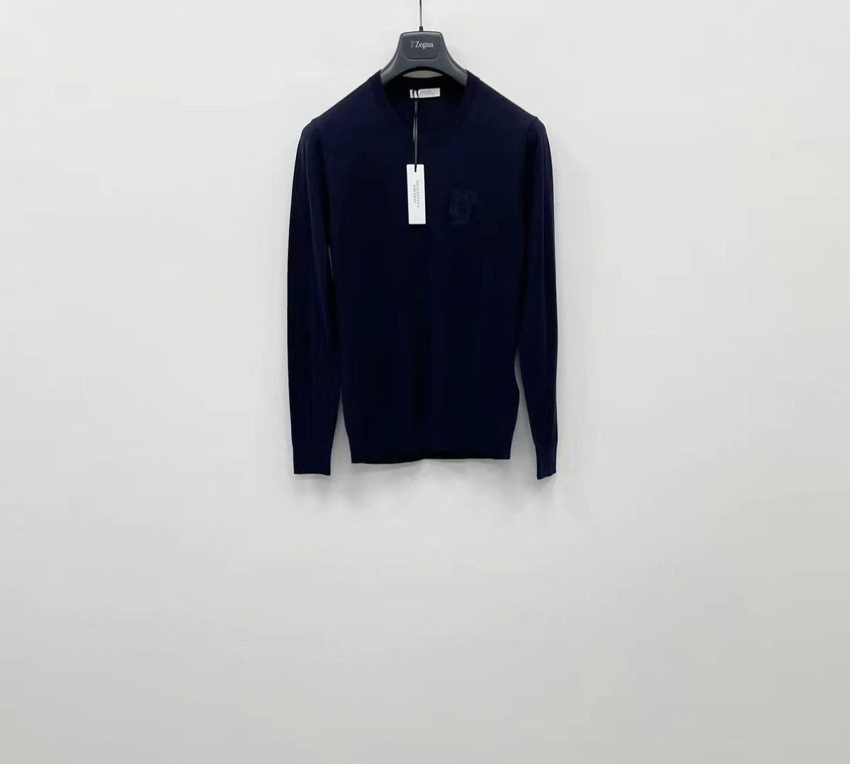 Versace VERSACE COLLECTION 100% Wool Embroidered Sweater J30 Size US XS / EU 42 / 0 - 1 Thumbnail