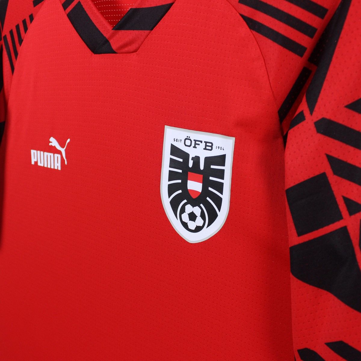 Puma Puma Red Austria National Team Jersey Size US S / EU 44-46 / 1 - 3 Thumbnail