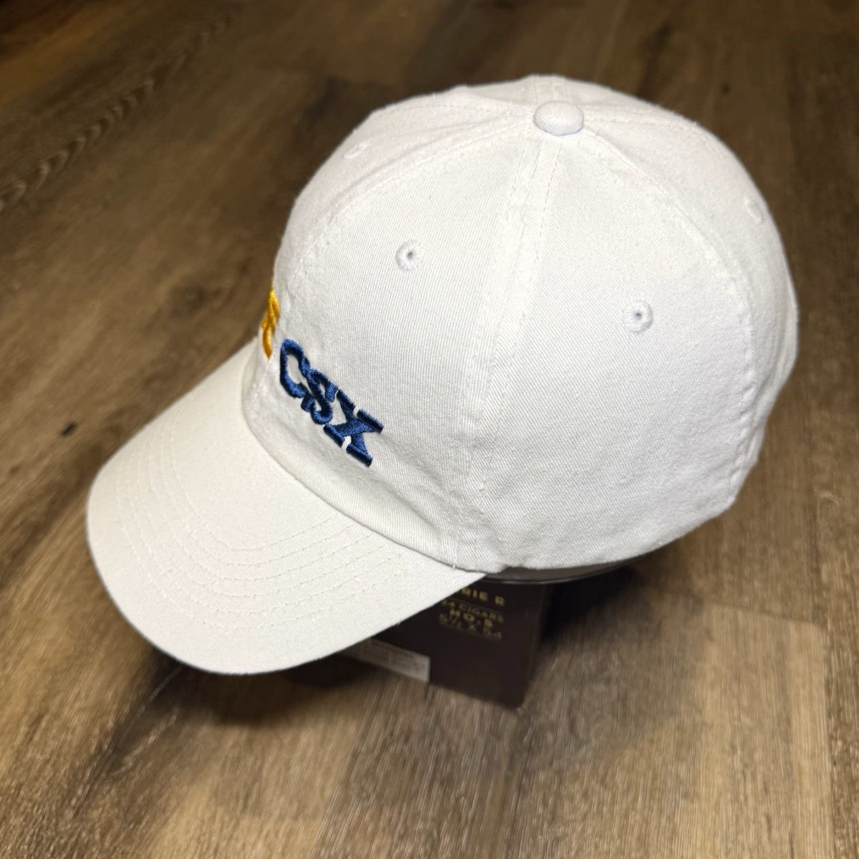 Vintage VINTAGE CSX Railroad Train Hat White Blue Yellow Cap Trucker Locomotive Adjustable Unisex Adults Snapback 80s USA Hat Boys Girls Mens Womens Size ONE SIZE - 2 Thumbnail