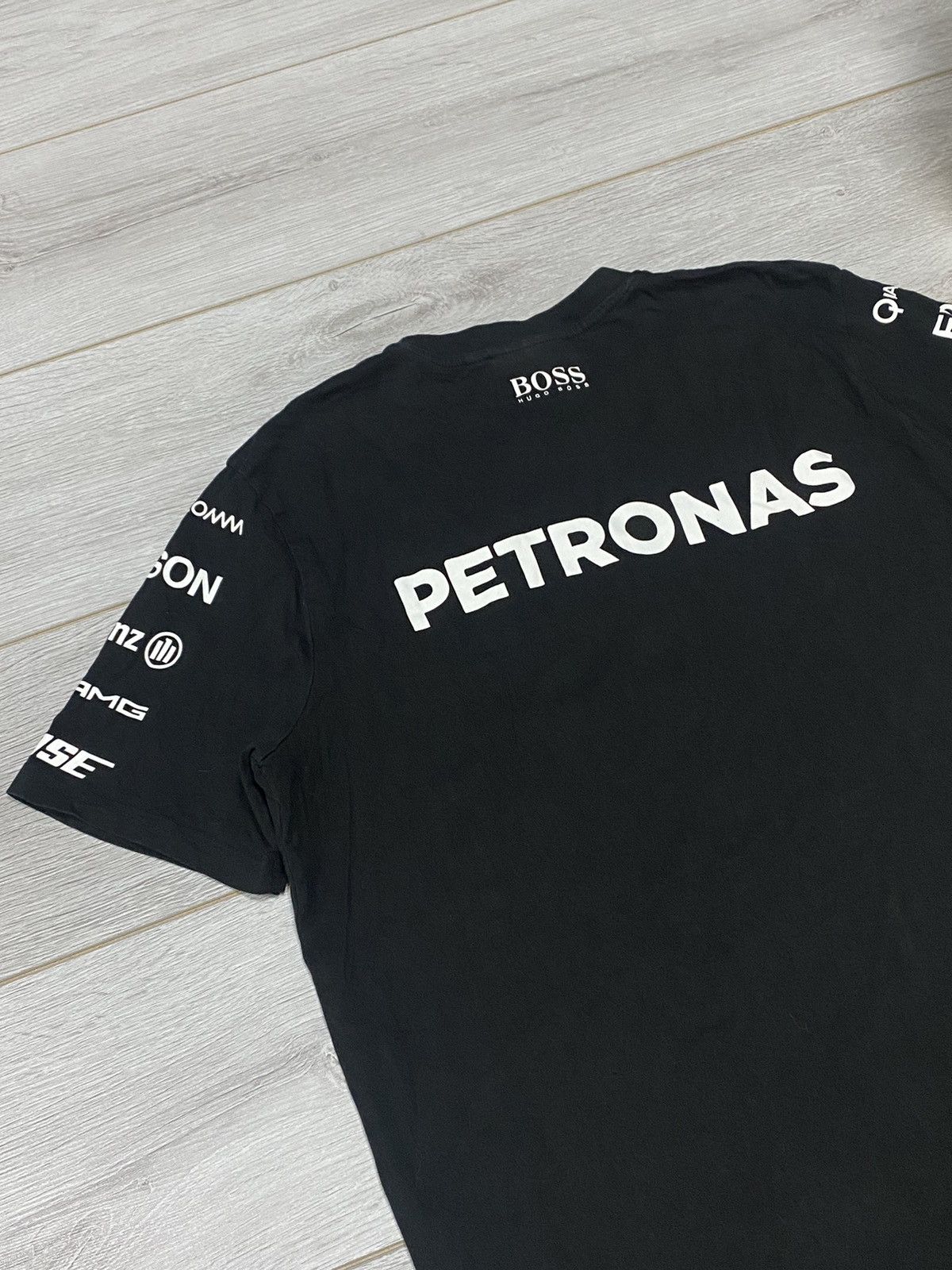 Mercedes-Benz Mercedes Petronas Pirelli t-shirt big logo Size US M / EU 48-50 / 2 - 8 Thumbnail