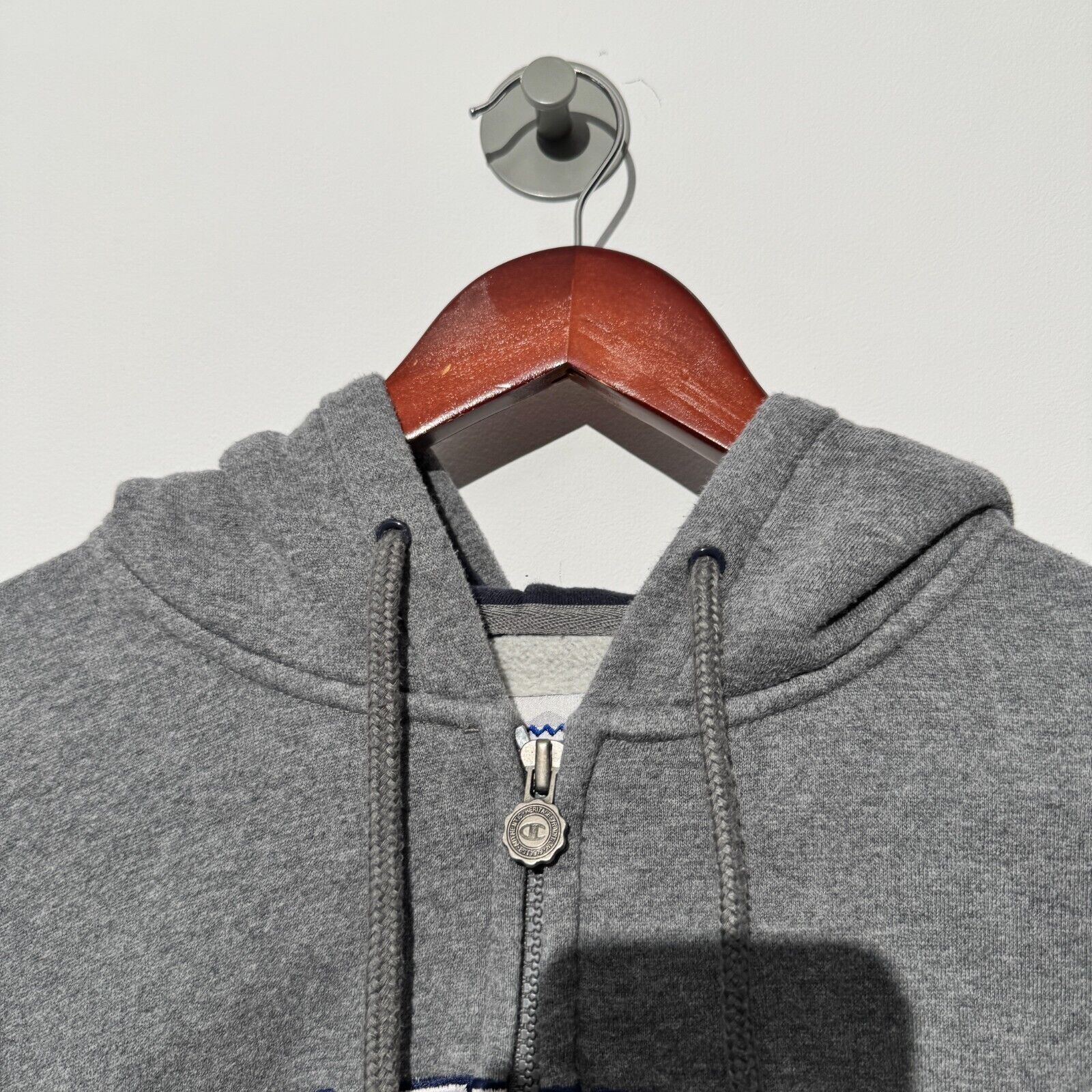 Champion × Vintage Champion Unisex Gray Cotton Zip Hoodie Size S Howard Size US S / EU 44-46 / 1 - 8 Thumbnail