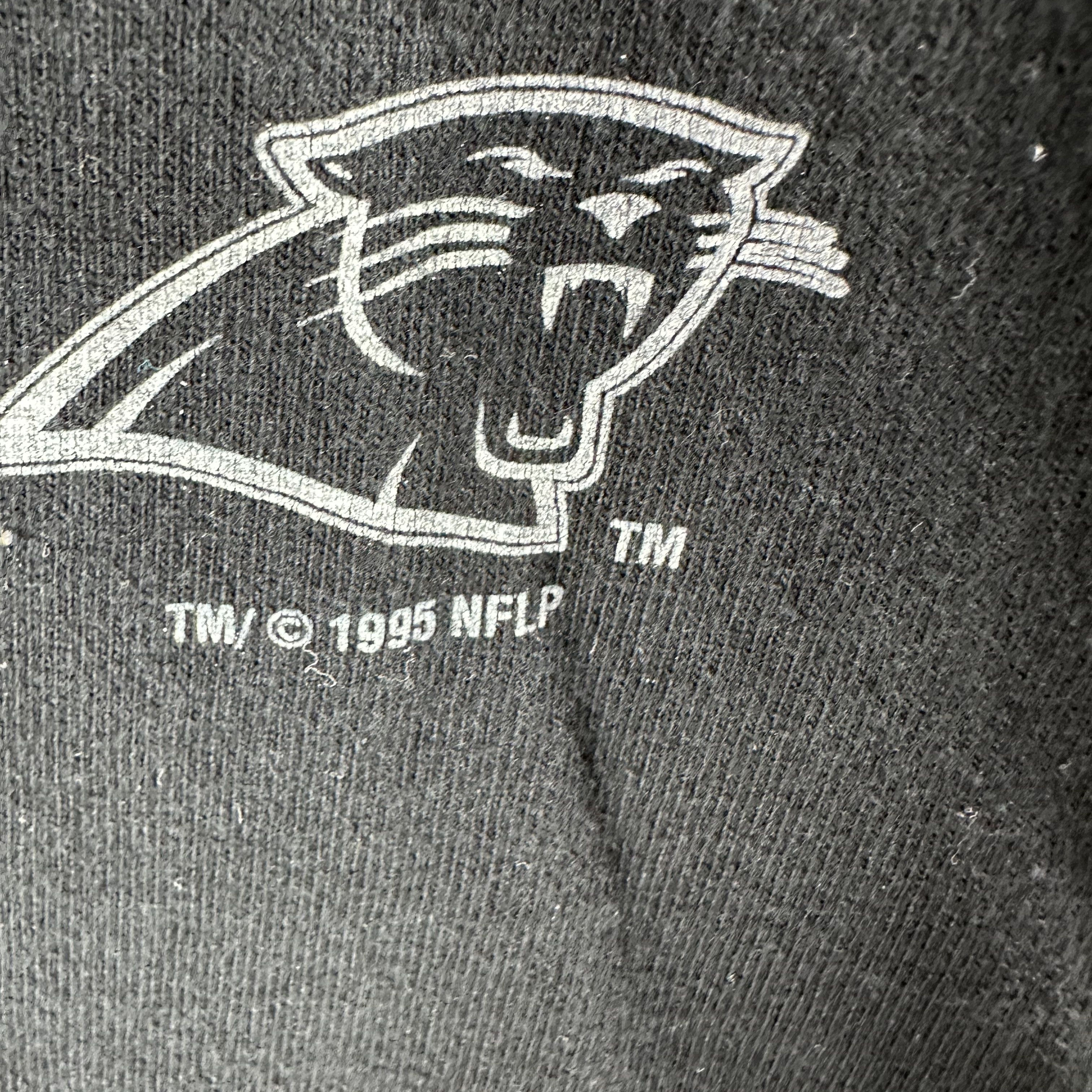Vintage ​Vintage 1995 Carolina Panthers Lightning Helmet T-Shirt Size US XL / EU 56 / 4 - 4 Thumbnail