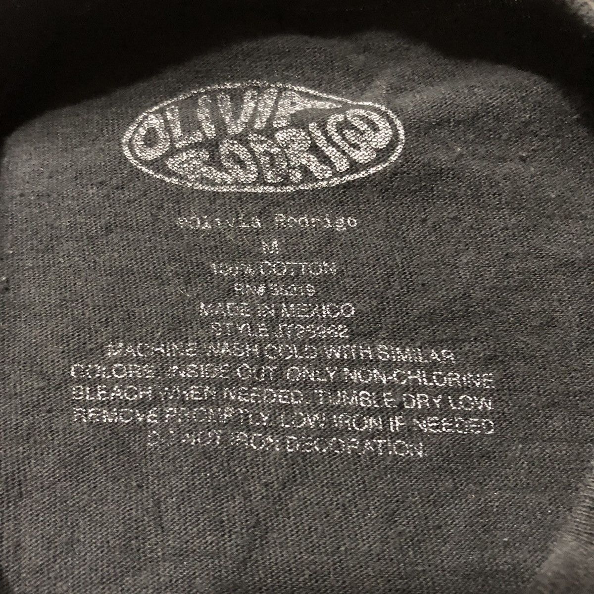 Band Tees Vintage Olivia Rodrigo Tour T Shirt Size US M / EU 48-50 / 2 - 5 Thumbnail