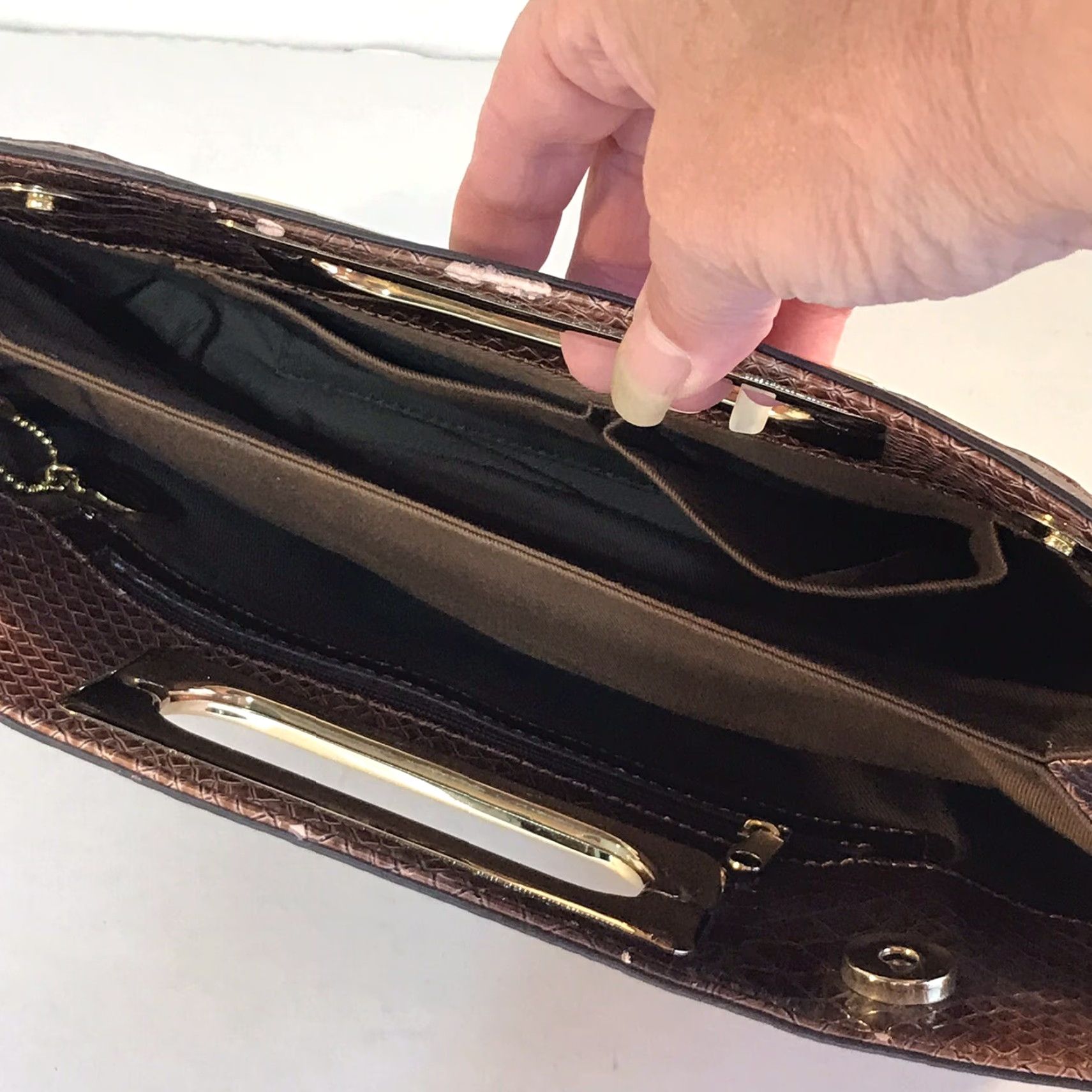 Crocs VINTAGE Big Buddha Brown Crocodile Embossed Leather Clutch Bag Women's Medium Party Casual Workwear Size ONE SIZE - 6 Thumbnail