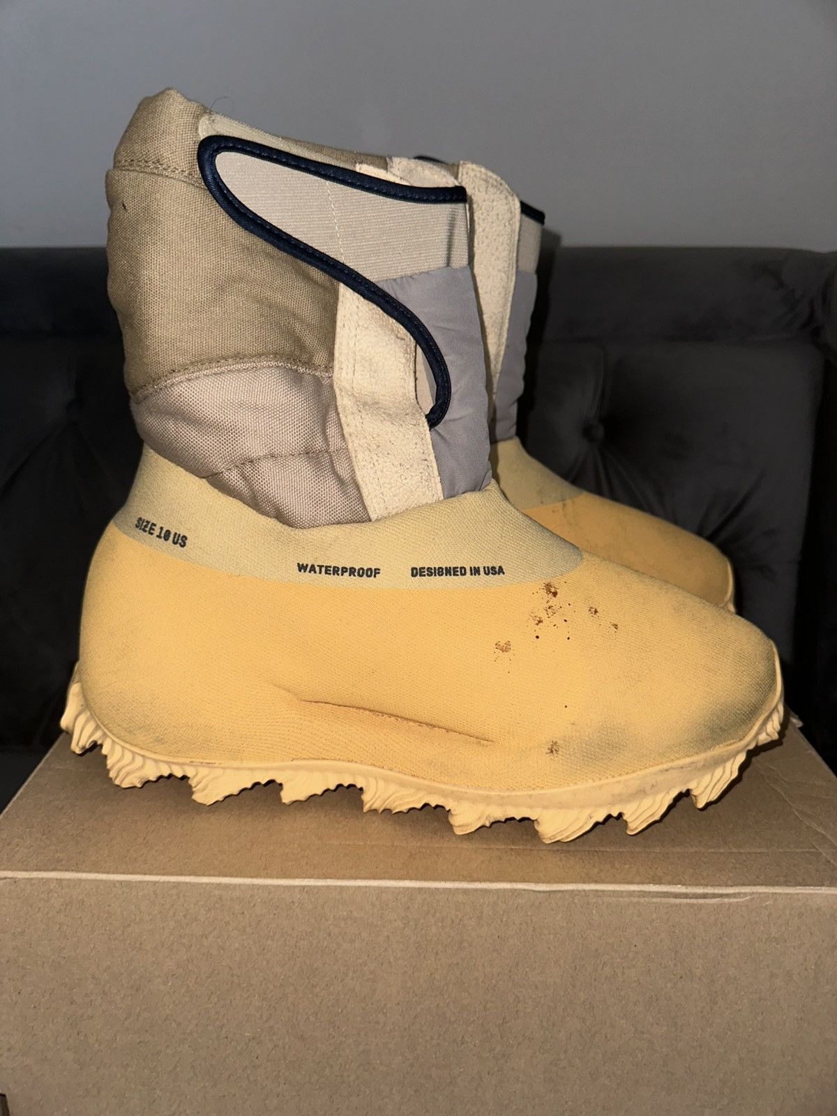 Yeezy KNIT RNR BT Size US 10 / EU 43 - 1 Thumbnail