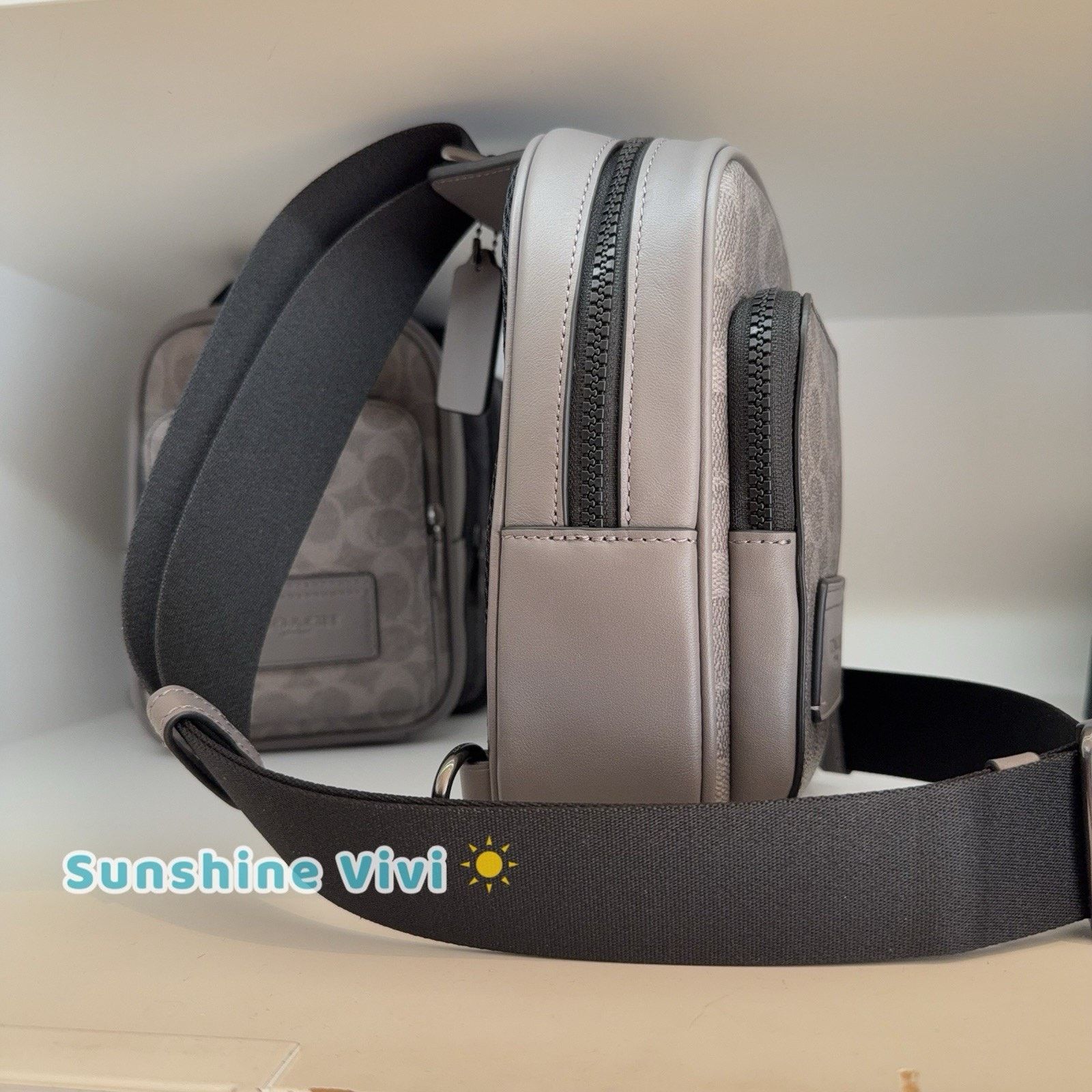 Coach NWT COACH RACER Sling Bag Men Leather CV763 Grey/Charcoal Size ONE SIZE - 2 Thumbnail