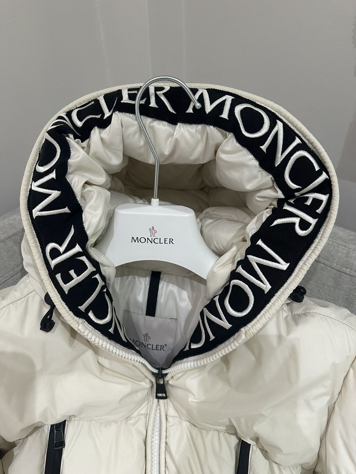 Moncler Moncler white down Parka Jacket Size US S / EU 44-46 / 1 - 3 Thumbnail