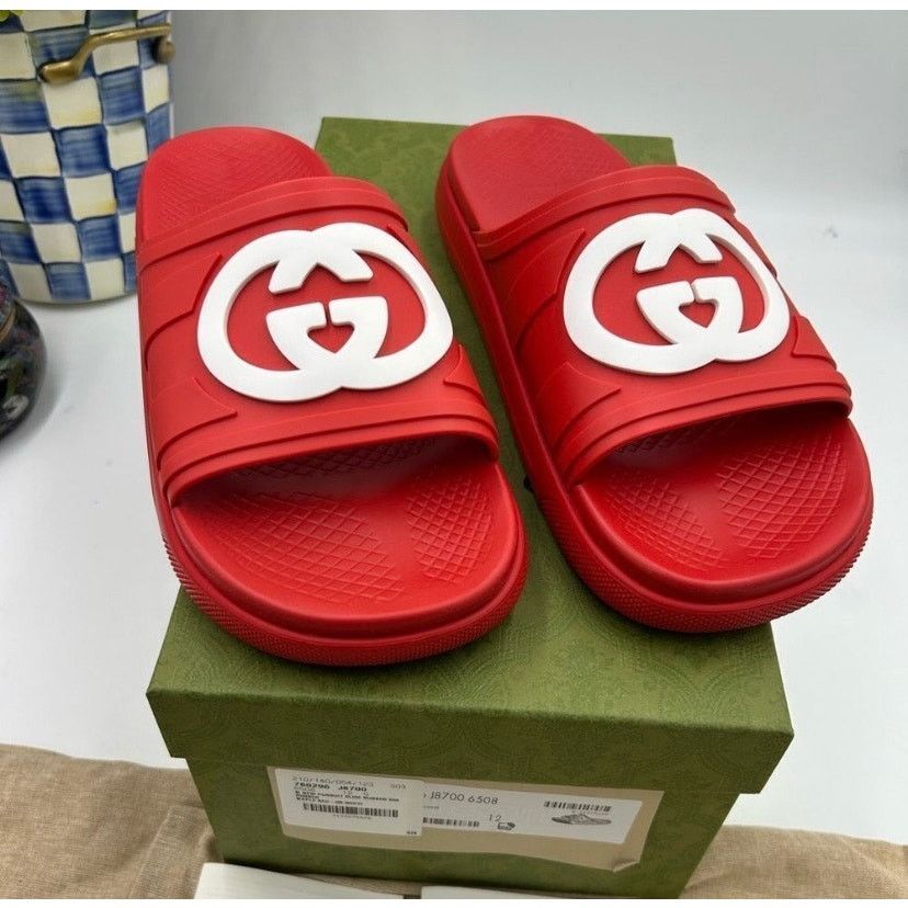 Gucci Men's Gucci interlocking G rubber Pool slides size 12 Size US 12.5 / EU 45-46 - 1 Thumbnail