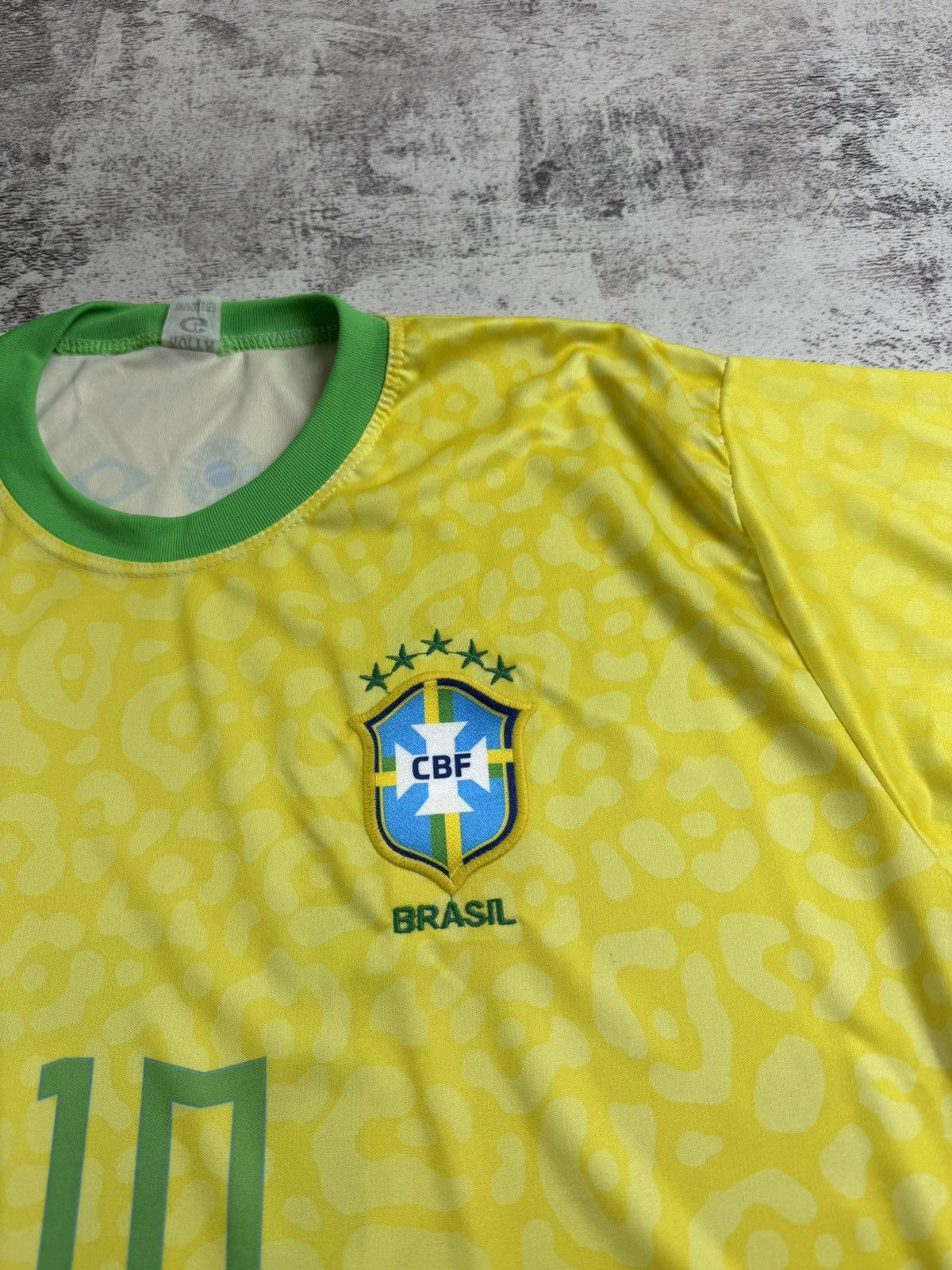 Vintage BRASIL Away National Football Blokecore Tee T Shirt Jersey Size US L / EU 52-54 / 3 - 9 Thumbnail