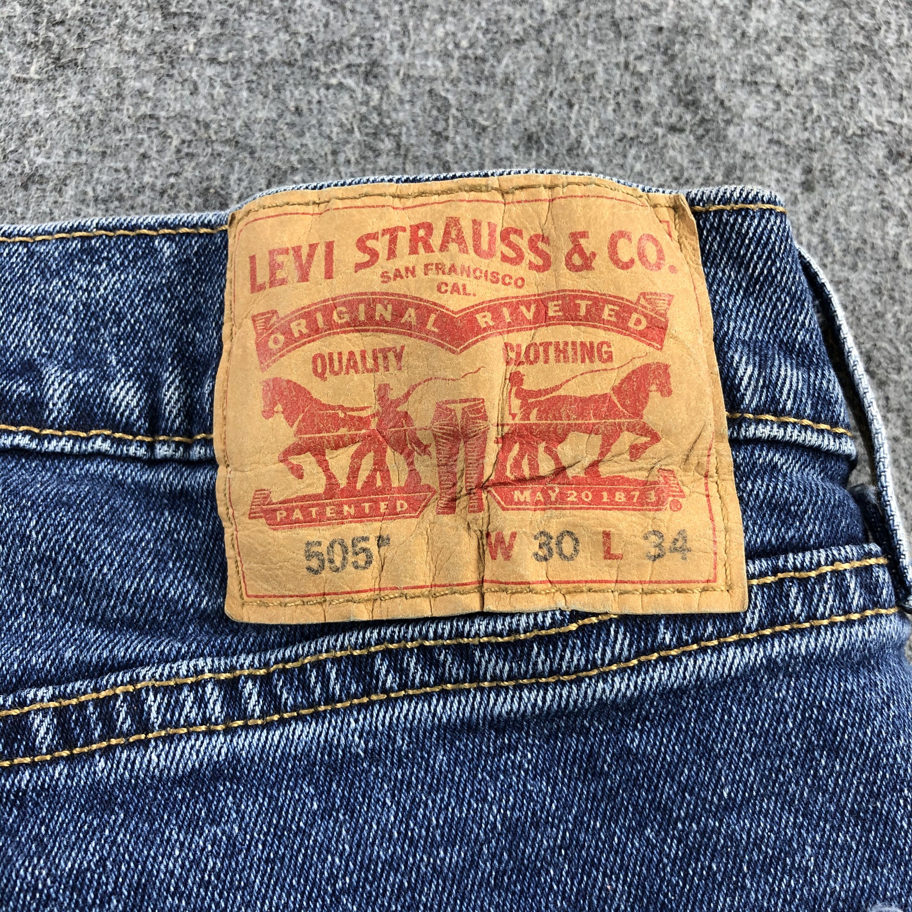 Levi's Vintage Blue Wash Levis 505 Jeans-J2089 Size US 31 - 5 Thumbnail