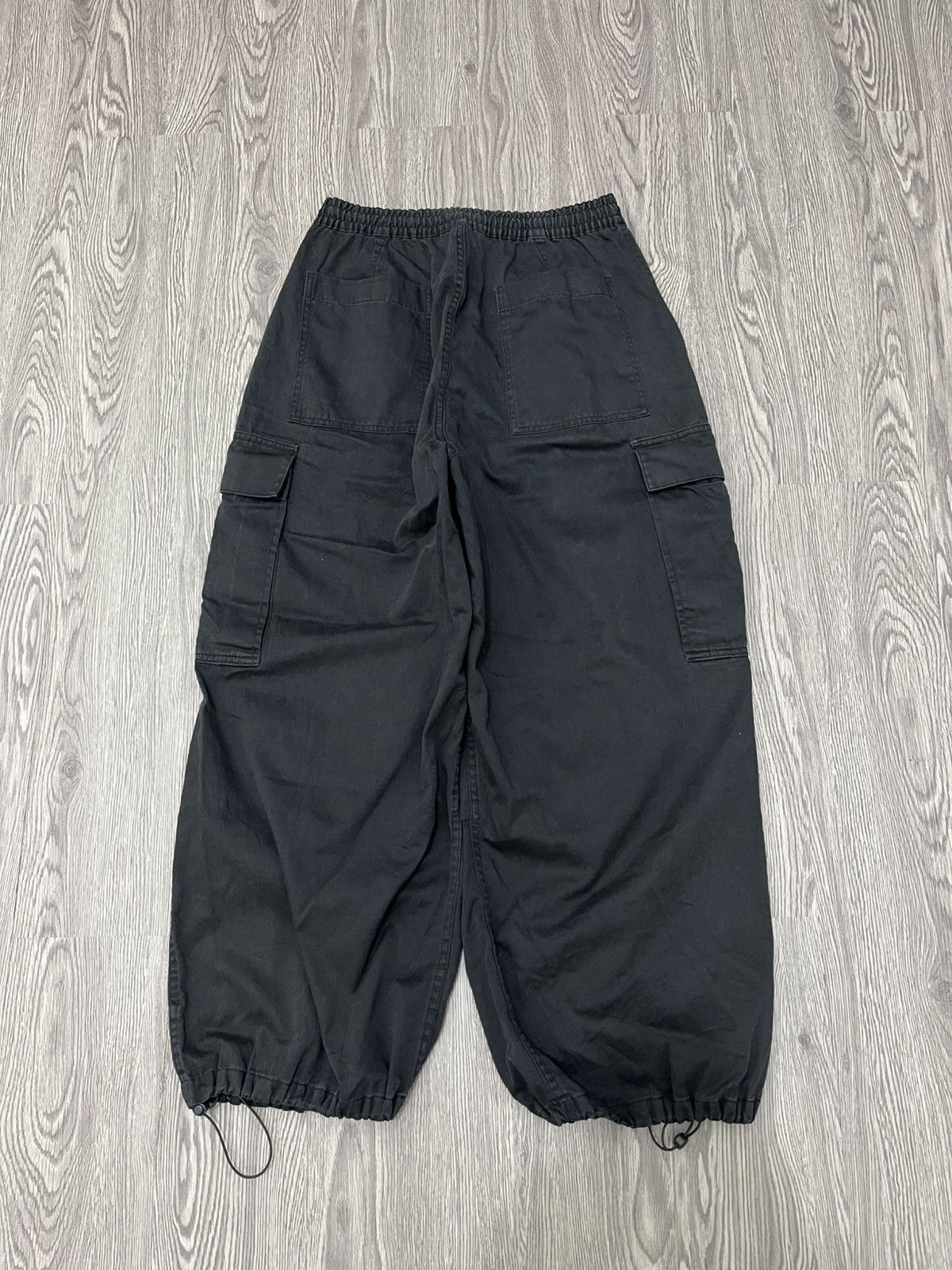 Yohji Yamamoto 🇯🇵Gu Super Wide Yohji Yamamoto Style Cargo Pants Size US 30 / EU 46 - 5 Thumbnail
