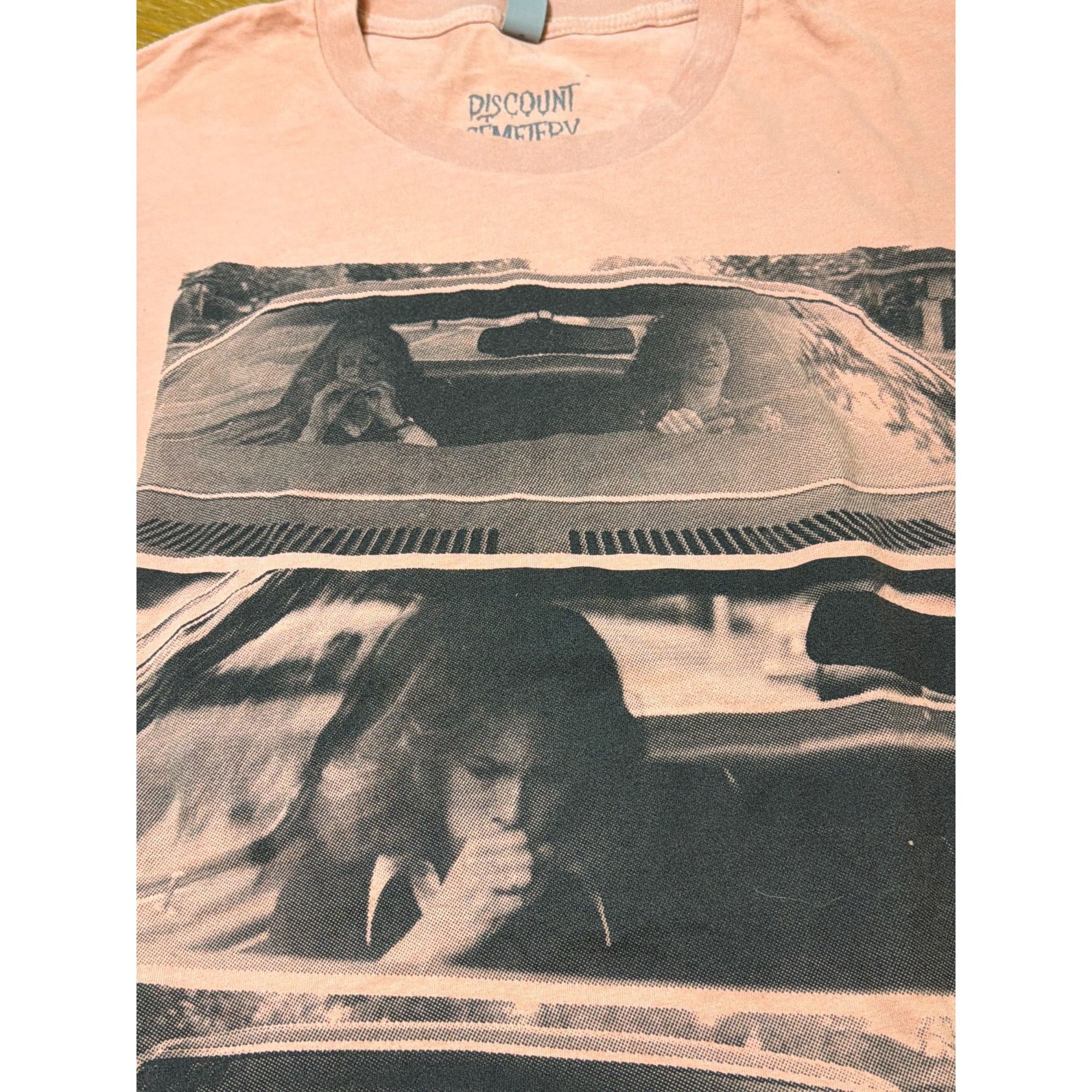 Other Halloween Movie Pink Graphic T Shirt Discount Cemetery Jamie Size US XL / EU 56 / 4 - 3 Thumbnail