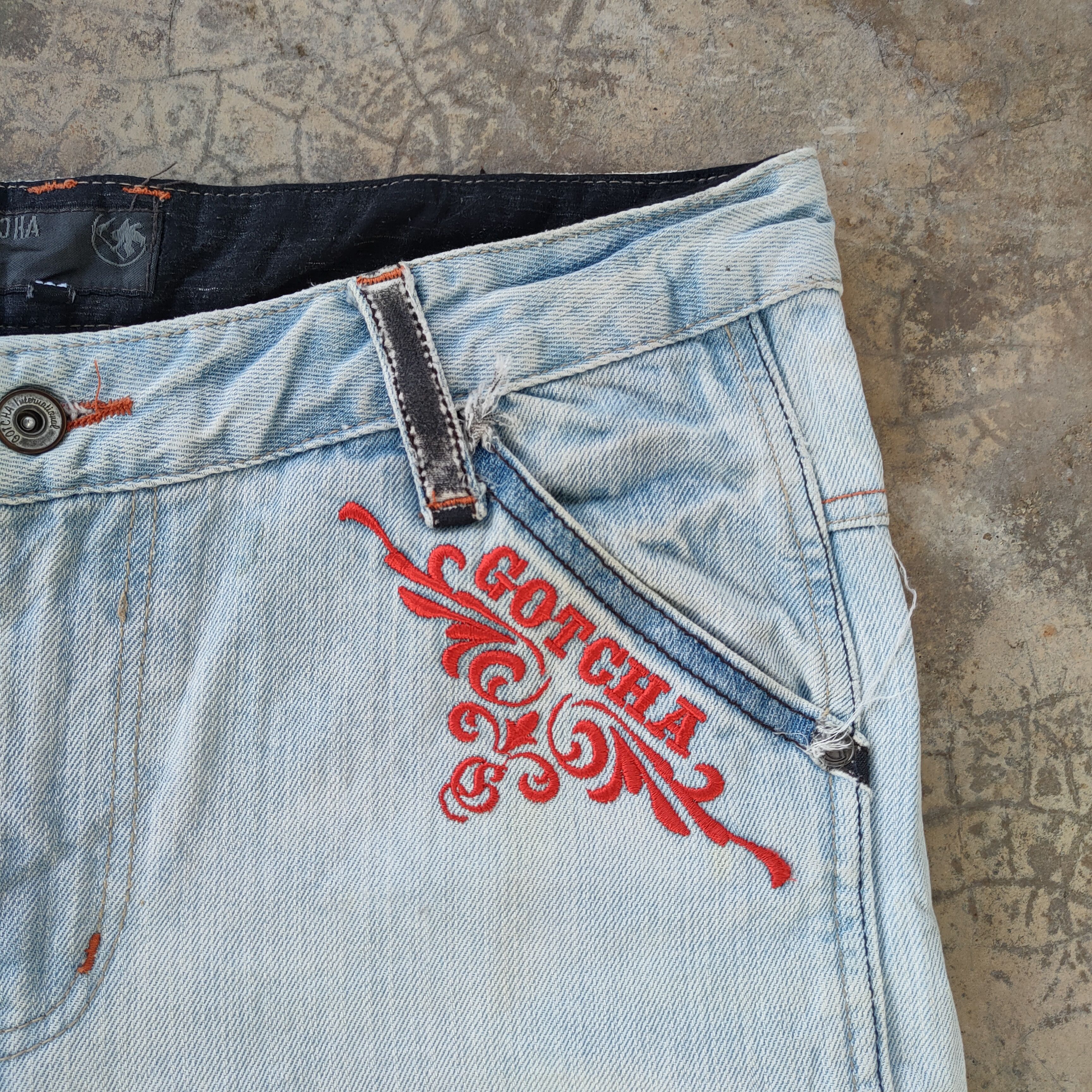 Vintage Gotcha patch light blue jeans pants