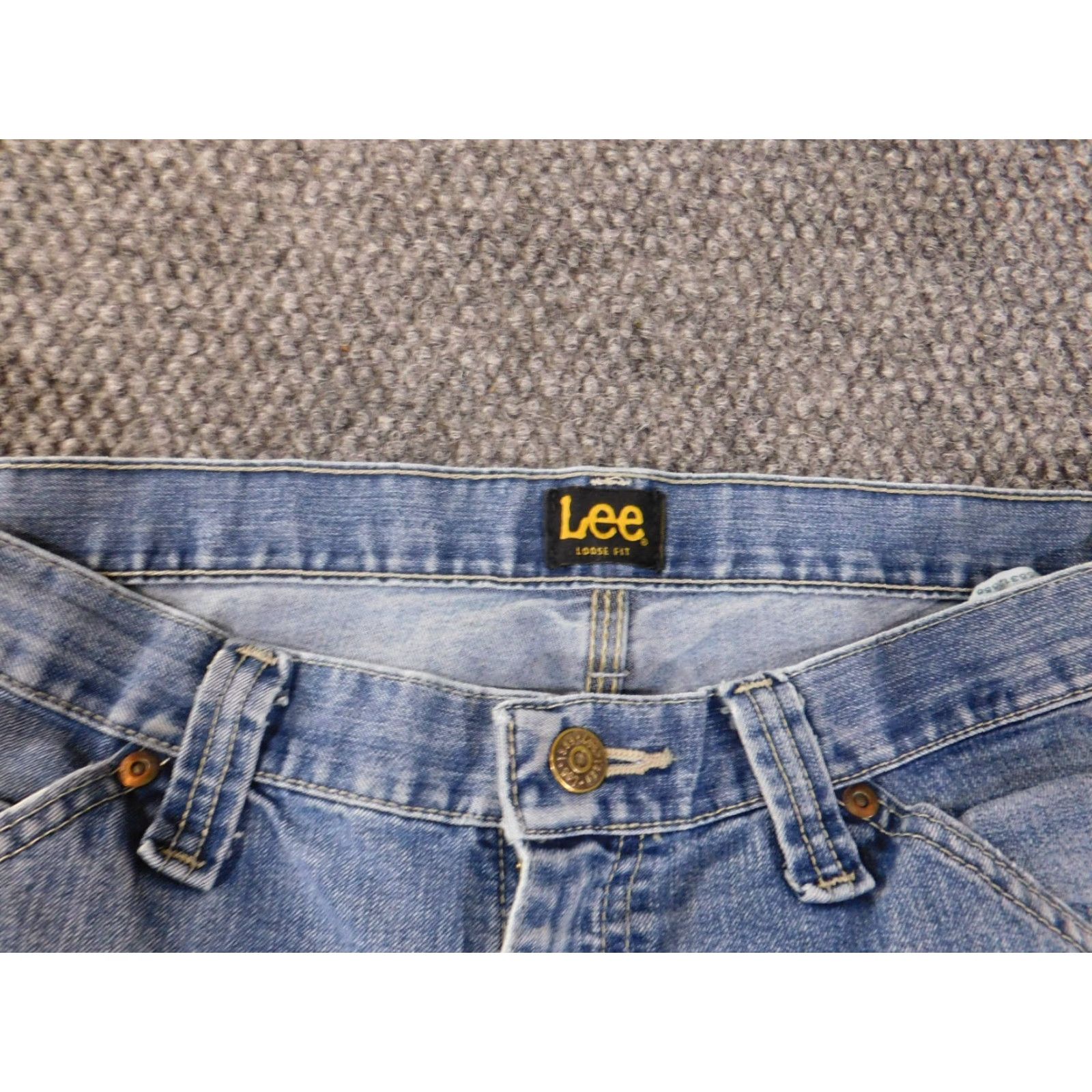Lee Lee Jeans Men Jeans Regular 33x32 Light Wash Distressed Cotton Denim USA Zipper Pockets Size US 33 - 6 Thumbnail