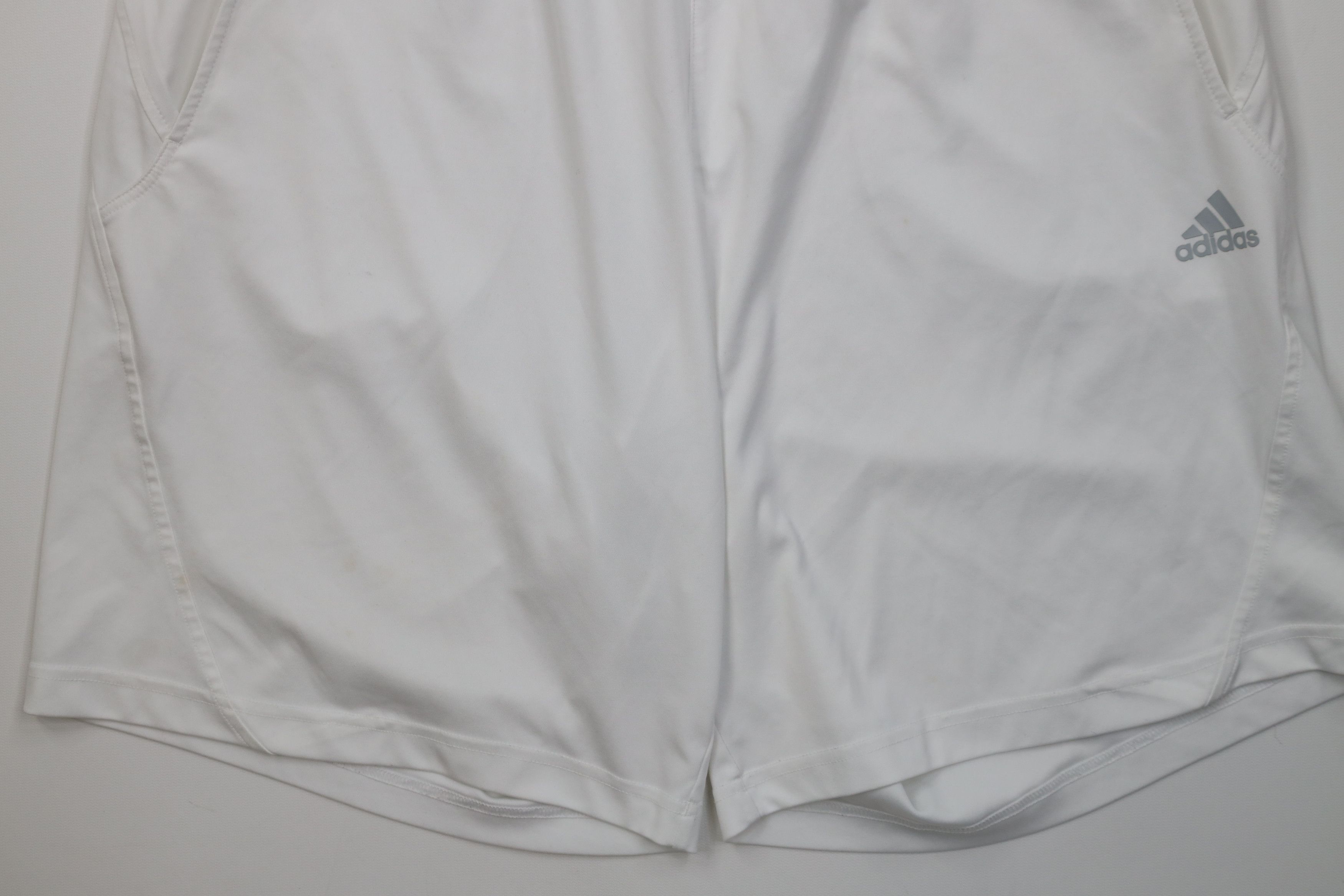 Adidas Vintage Y2K Adidas Jogging Tennis Shorts White Polyester Size US 34 / EU 50 - 4 Thumbnail