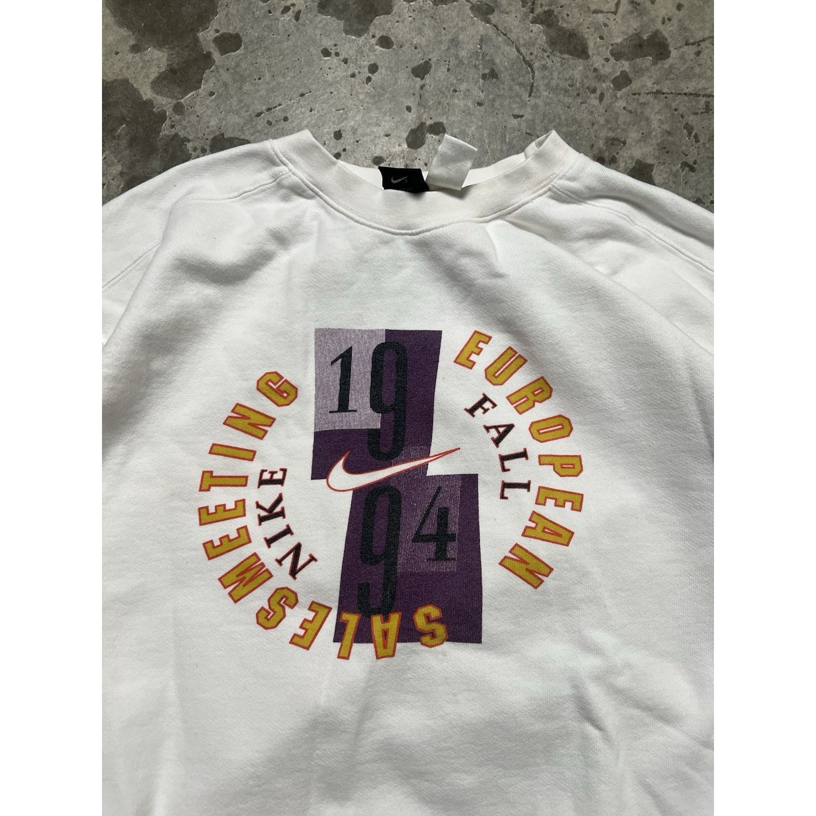 Nike Rare Vintage 90’s Nike European Sales Meeting Sweatshirt Size US XL / EU 56 / 4 - 2 Thumbnail