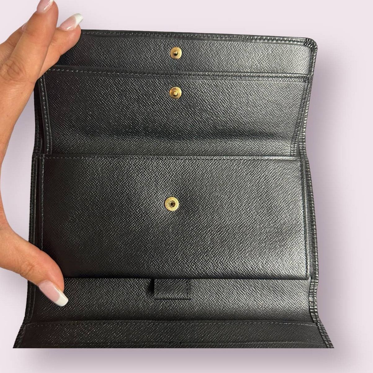 Louis Vuitton Louis Vuitton Black Epi Leather Porte Tresor International Size ONE SIZE - 7 Thumbnail