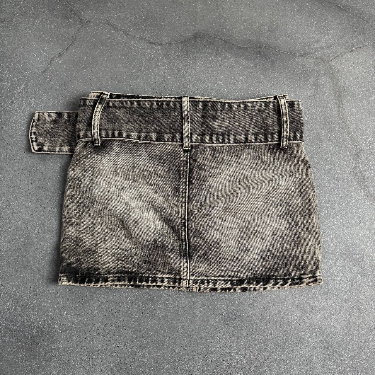 Japanese Brand Super Sexy Y2K Washed Denim Belted Skirt Size 28" / US 6 / IT 42 - 5 Thumbnail