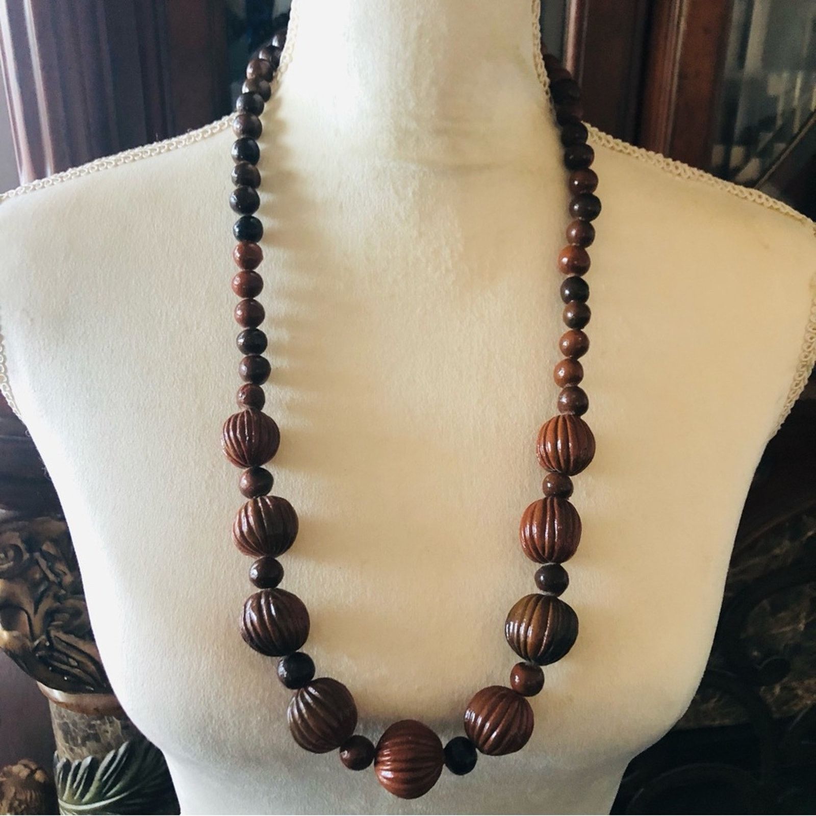 Handmade Handmade brown buri nut beaded necklace Size ONE SIZE - 2 Thumbnail