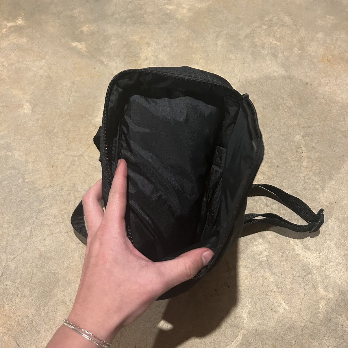 Nintendo × Vintage Rare Vintage 90s Nintendo Game Boy Promo Nylon Shoulder Bag Size ONE SIZE - 5 Thumbnail