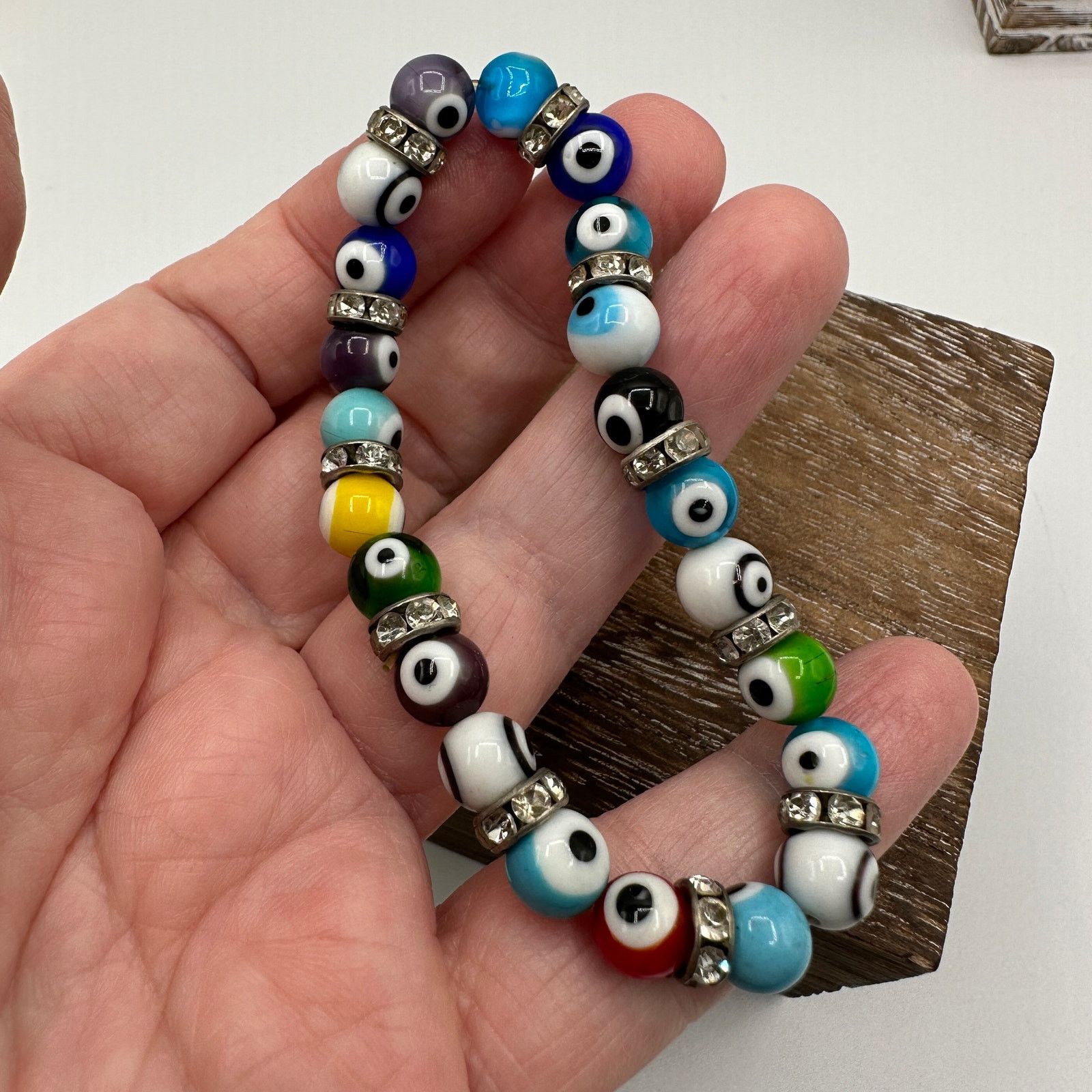 The Unbranded Brand Evil Eye Stretch Bracelet From 2009 Size ONE SIZE - 2 Thumbnail