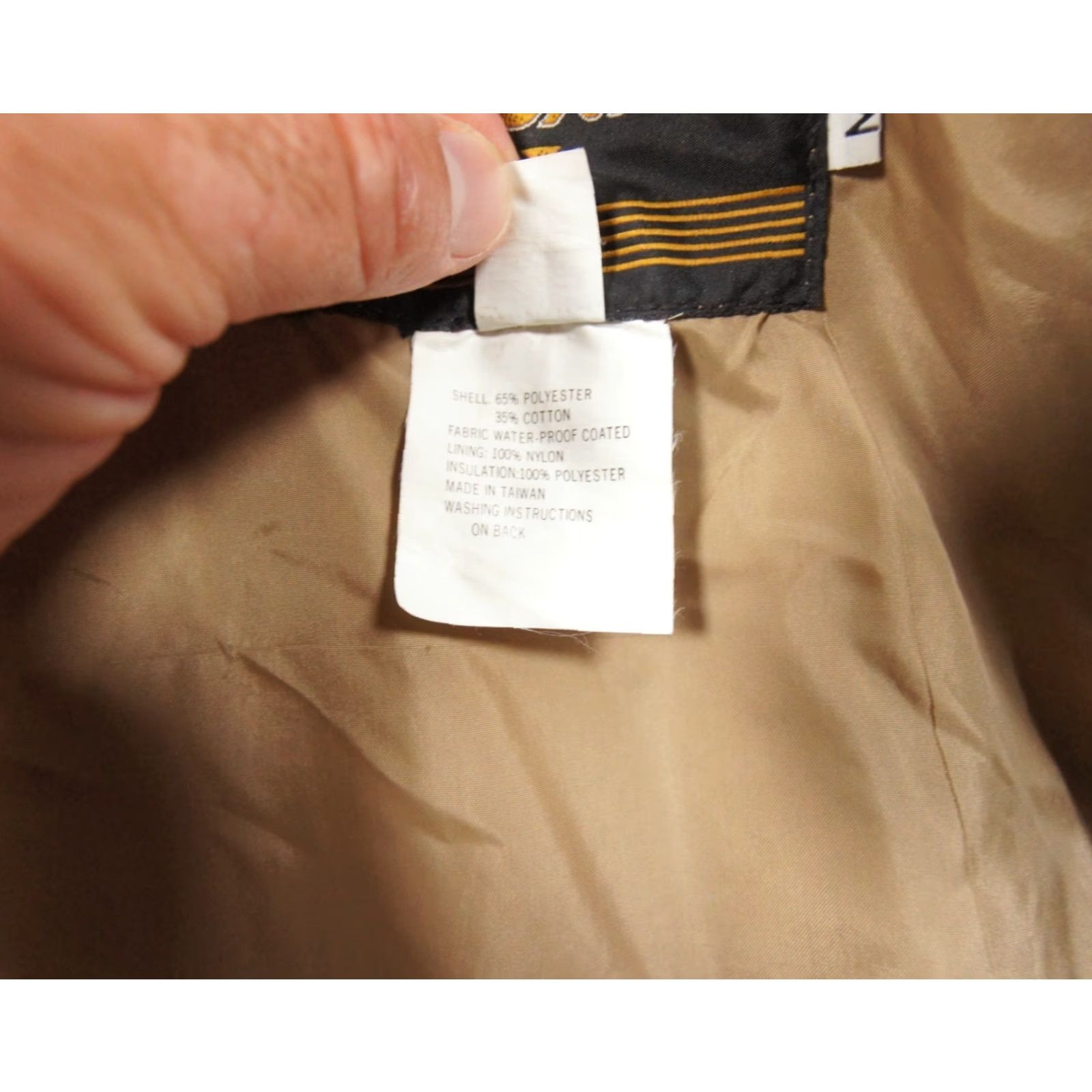 Vintage VINTAGE Gamehide Camouflage Hunting Jacket Men Medium Hooded Canvas Outdoor Military Style Fall Spring Winter Mens Size US M / EU 48-50 / 2 - 7 Thumbnail