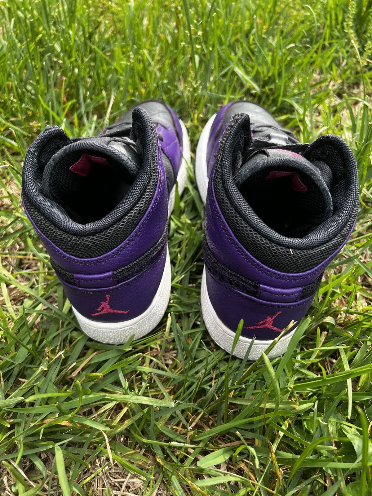 Jordan Brand CLEAN Air Jordan 1 Phat size 7 Womens Mid Anthracite Purple Size US 7 / IT 37 - 7 Thumbnail