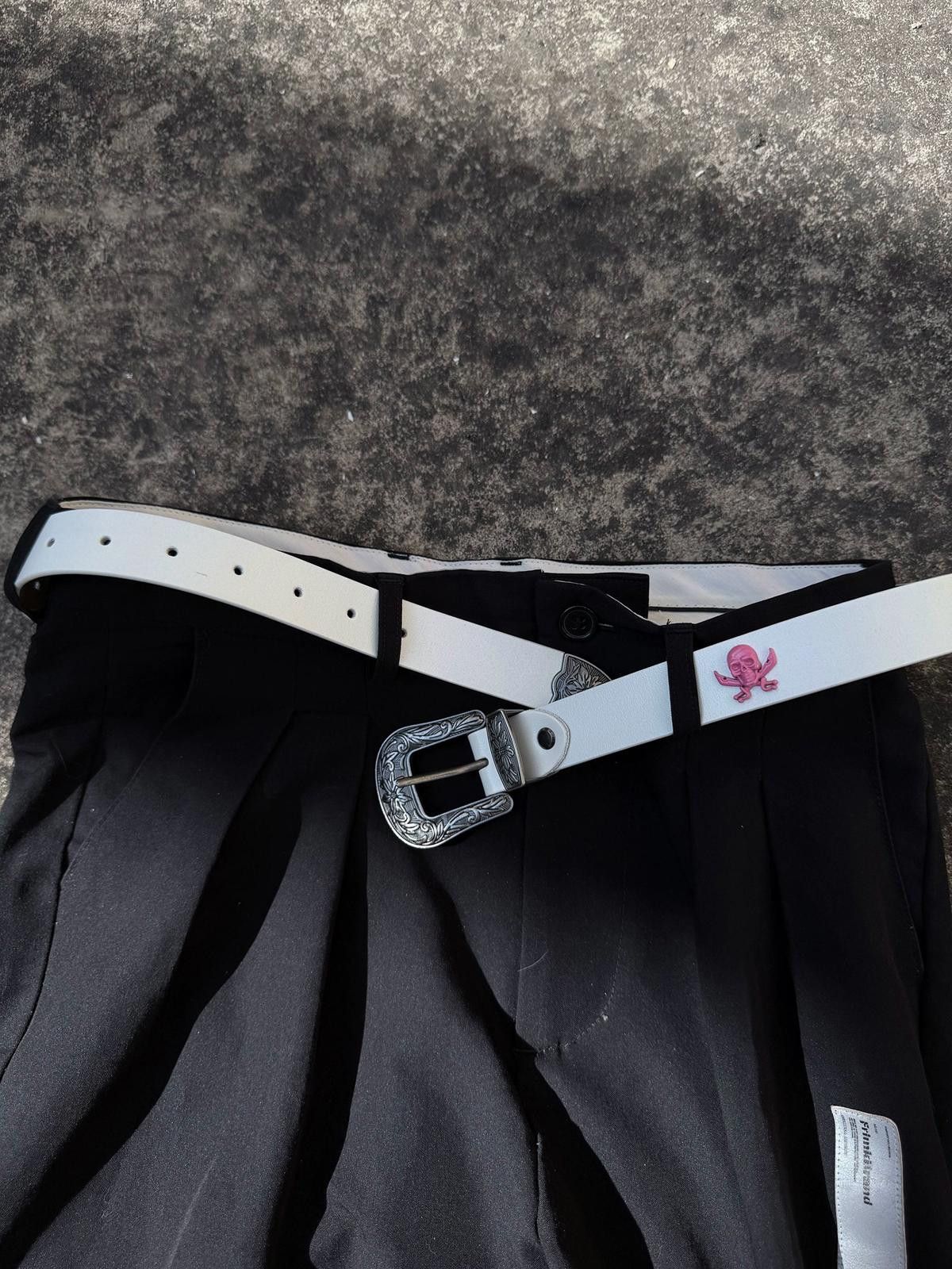 Leather White Leather Belt with Ornate Silver Buckle, Slim Fit Size ONE SIZE - 3 Thumbnail