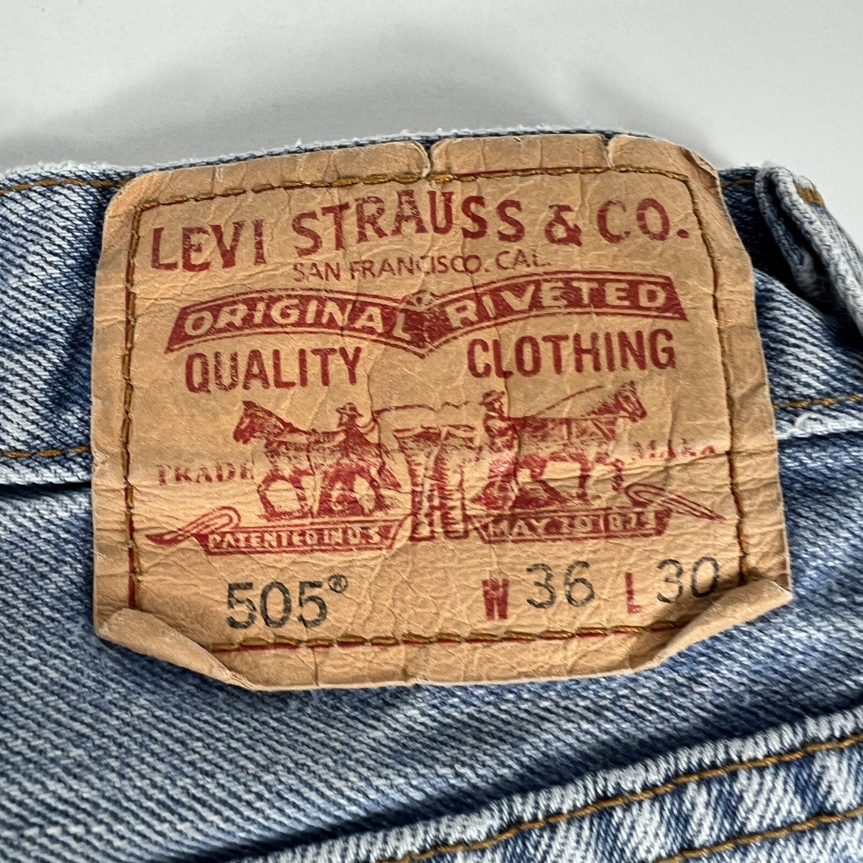 Levi's × Vintage Y2K Levi's Jeans 505 Straight Blue Faded Cotton Denim Size US 34 / EU 50 - 14 Thumbnail