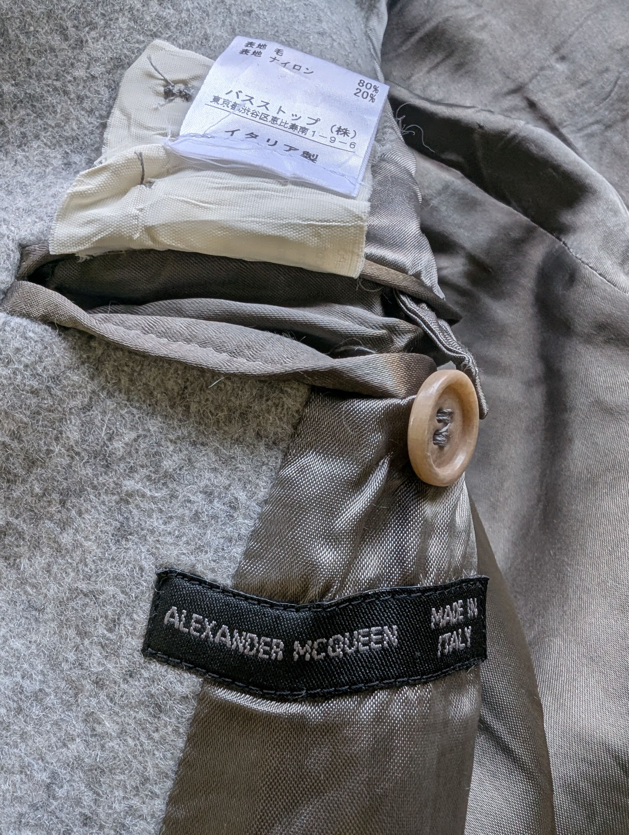Alexander McQueen 90's Vintage Alexander McQueen Lano Wool Men’s Long Jacket Size US M / EU 48-50 / 2 - 13 Thumbnail